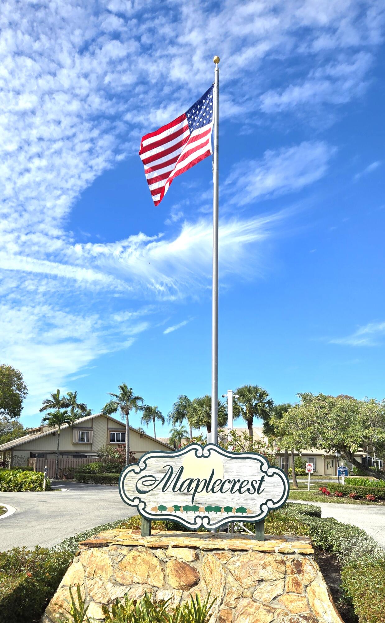 82 Maplecrest Jupiter, FL 33458