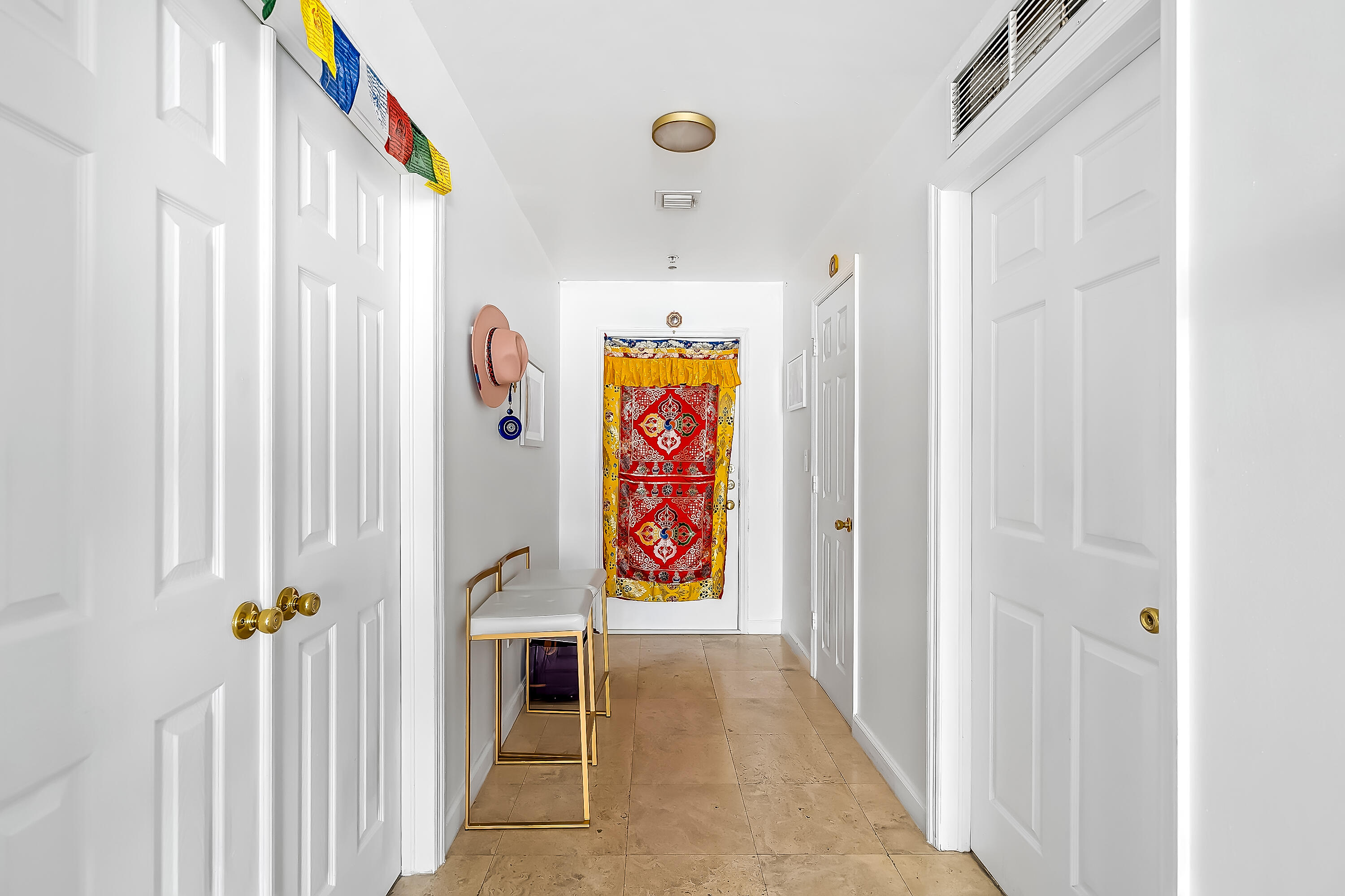 5601 Collins #M5 Miami Beach, FL 33140