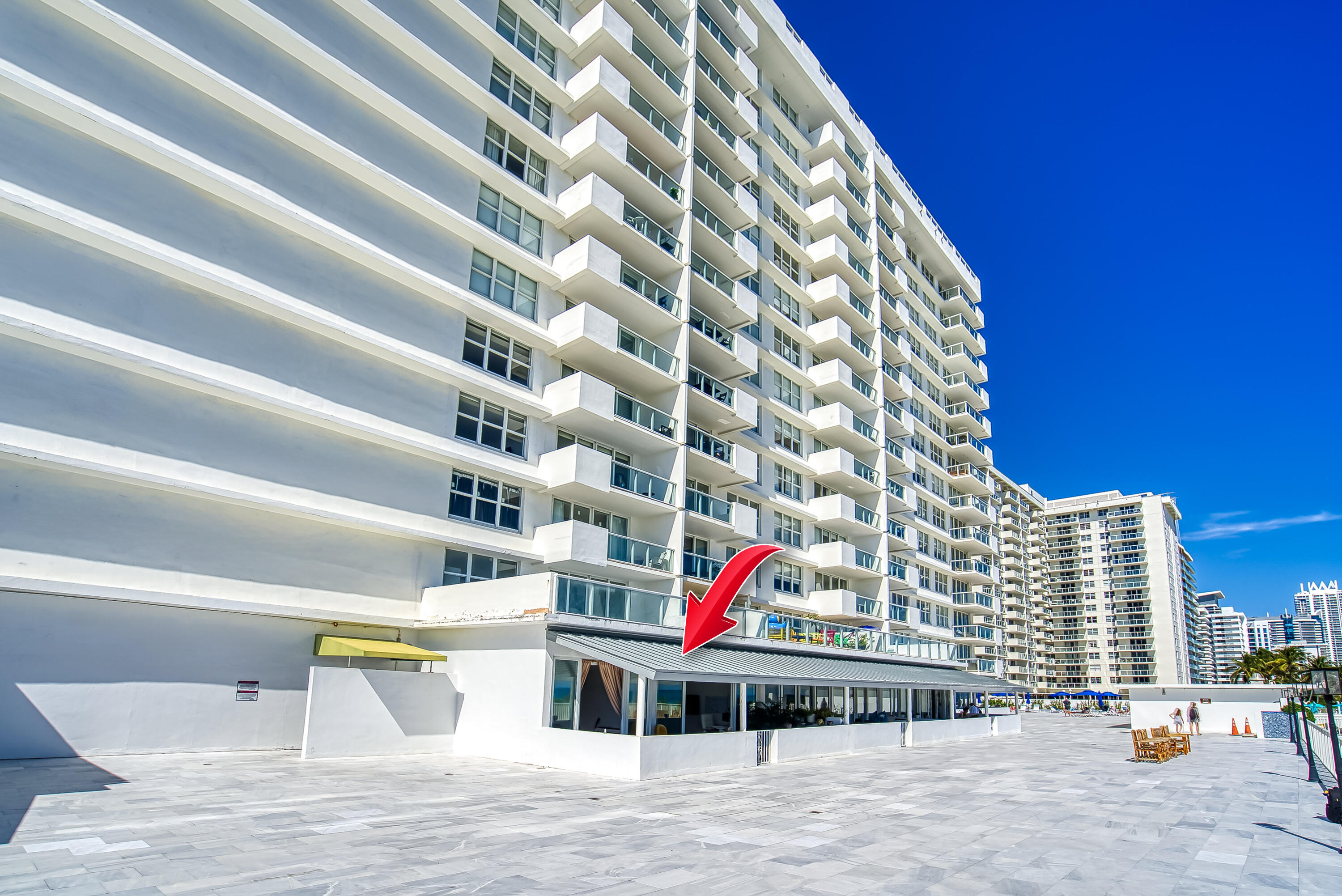 5601 Collins #M5 Miami Beach, FL 33140