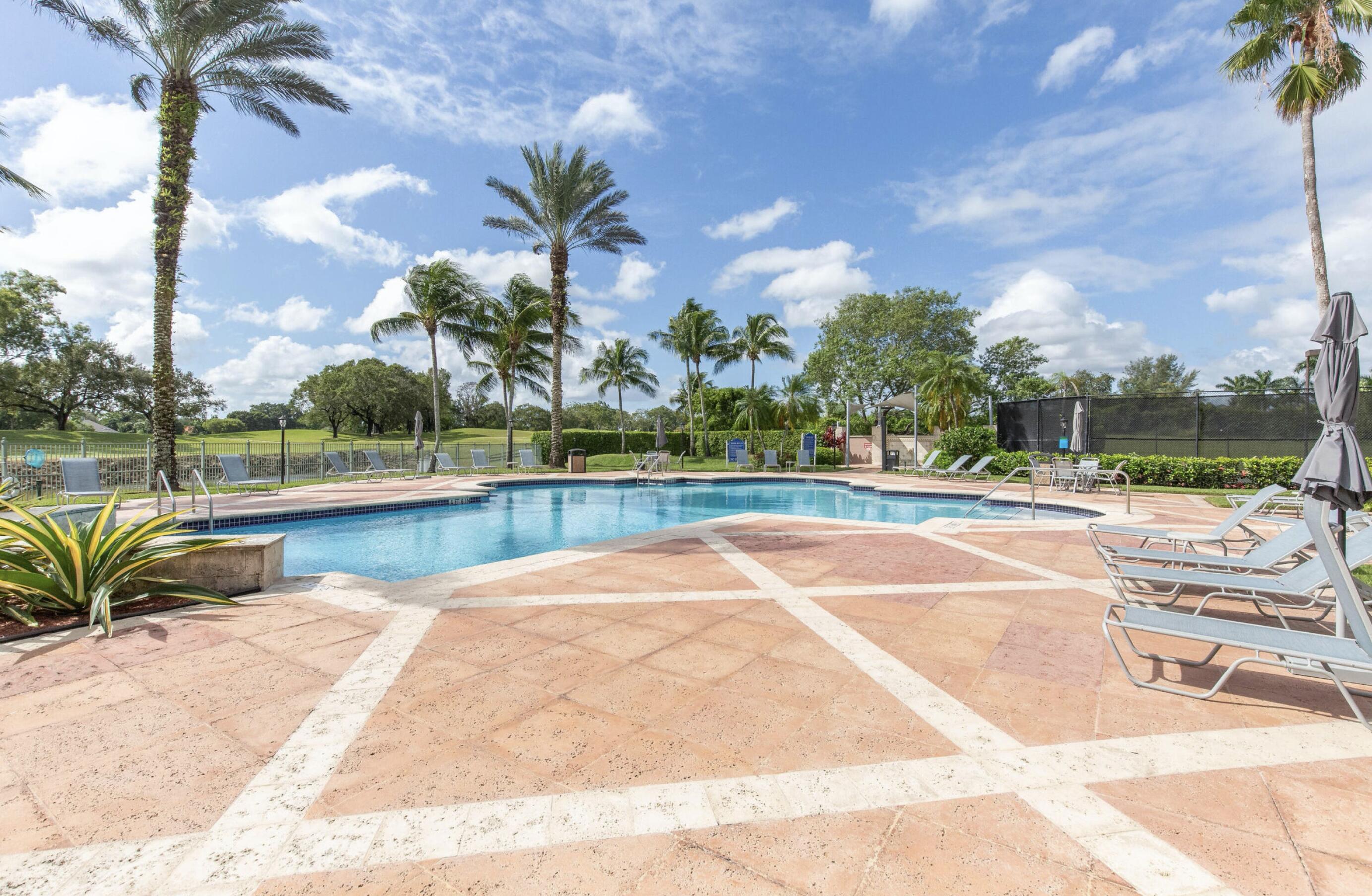 11790 Saint Andrews #305 Wellington, FL 33414