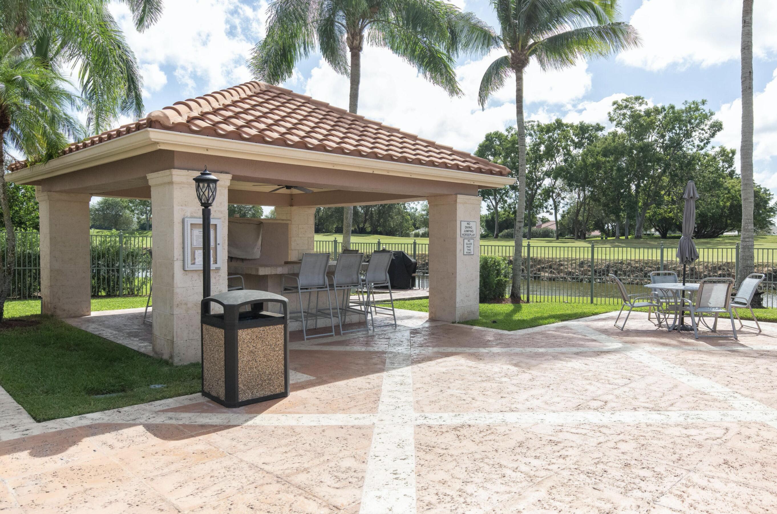 11790 Saint Andrews #305 Wellington, FL 33414