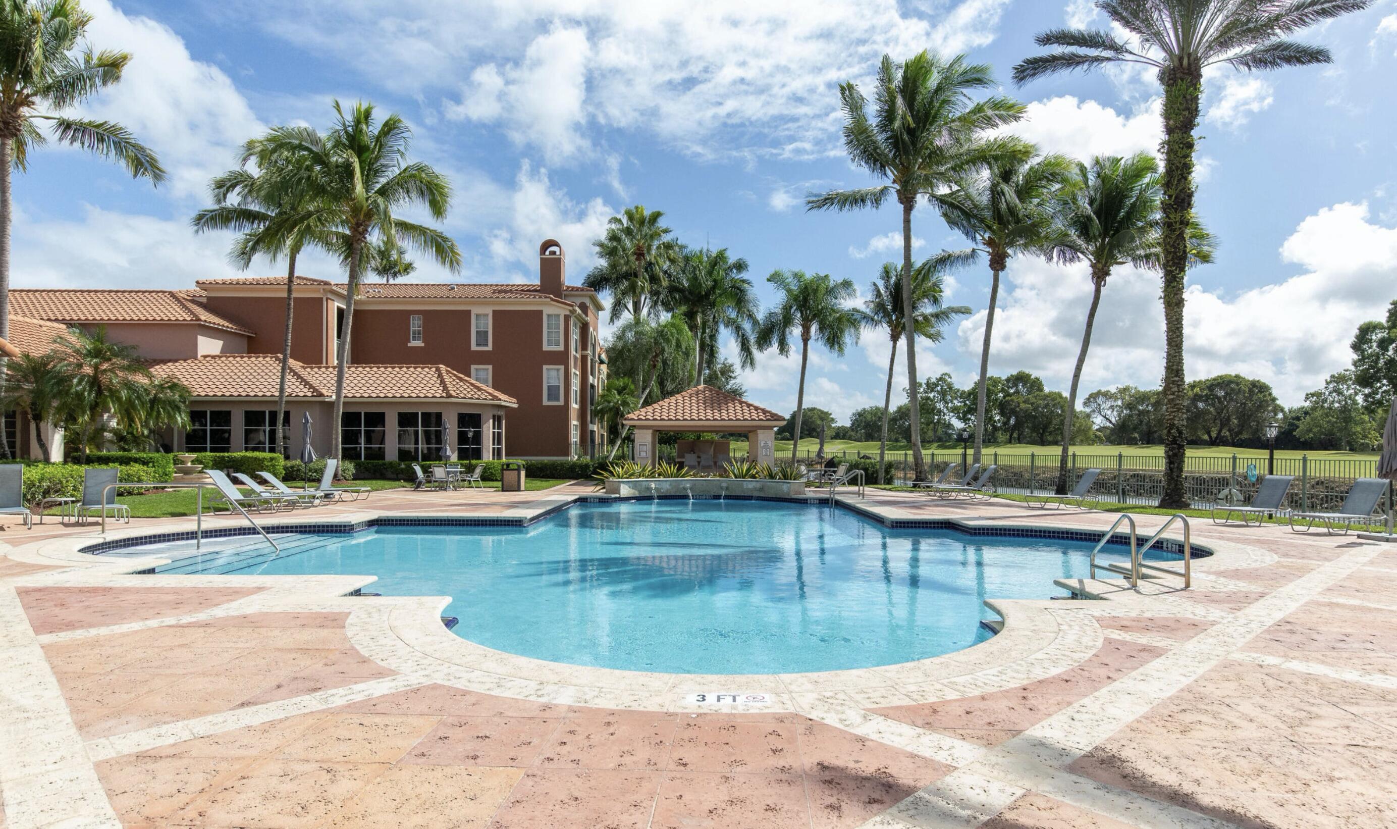 11790 Saint Andrews #305 Wellington, FL 33414