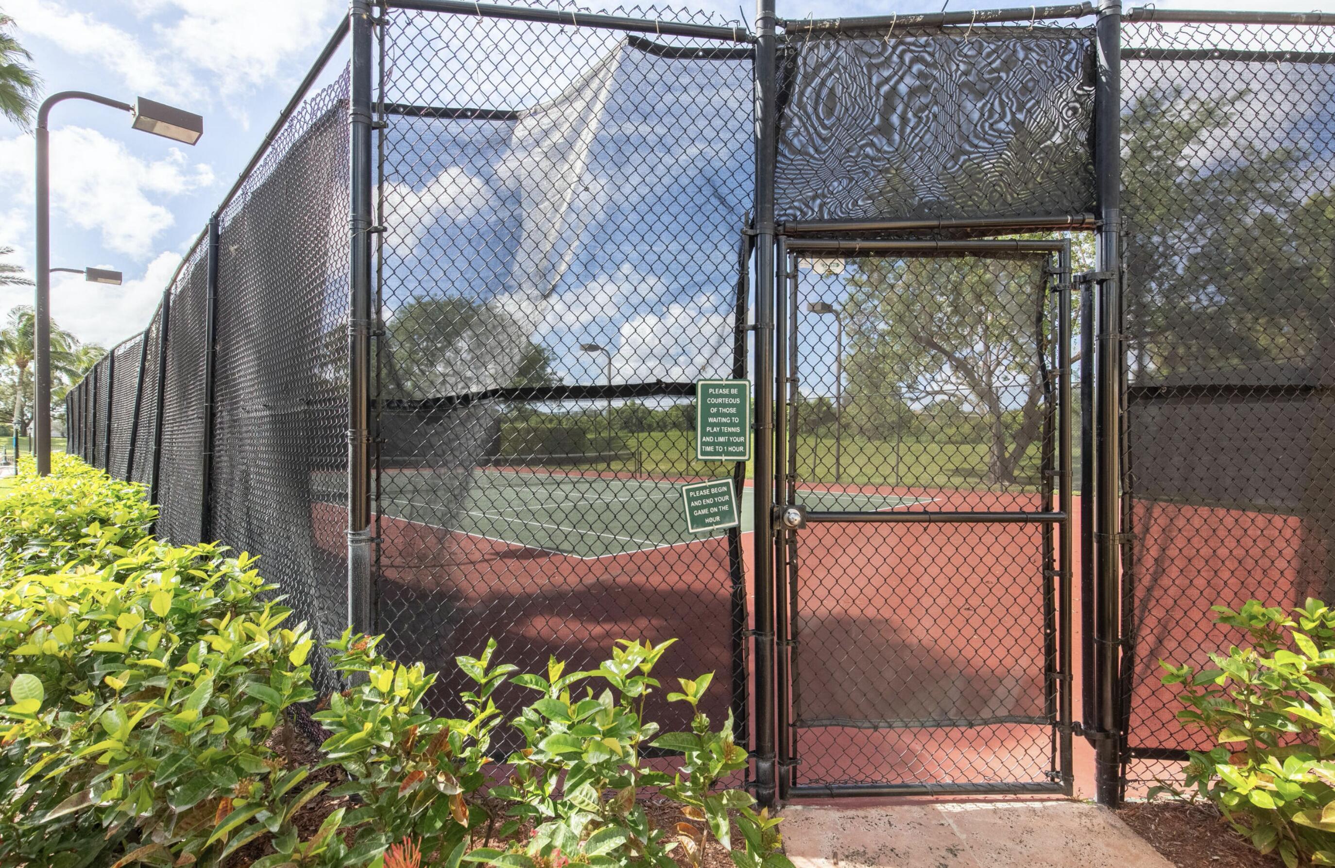 11790 Saint Andrews #305 Wellington, FL 33414