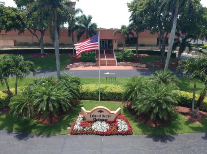 15456 Pembridge #111 Delray Beach, FL 33484