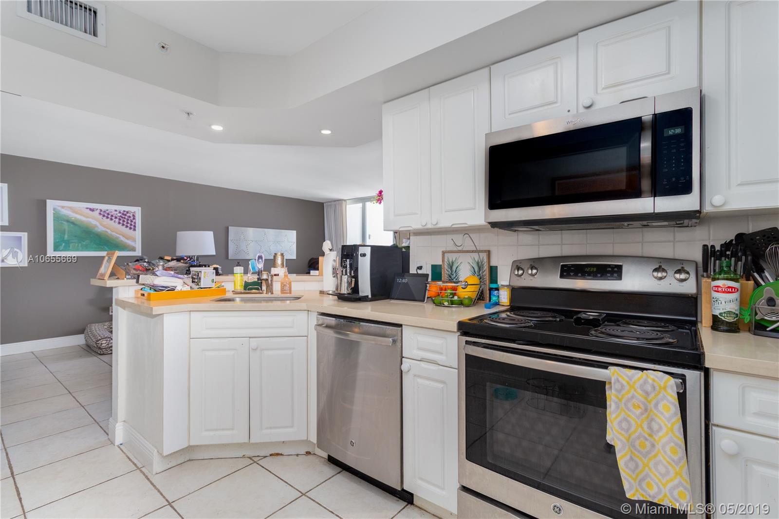 1900 Sunset Harbour Dr #1707, Miami Beach | MLS# A10655669 | Pending Sale