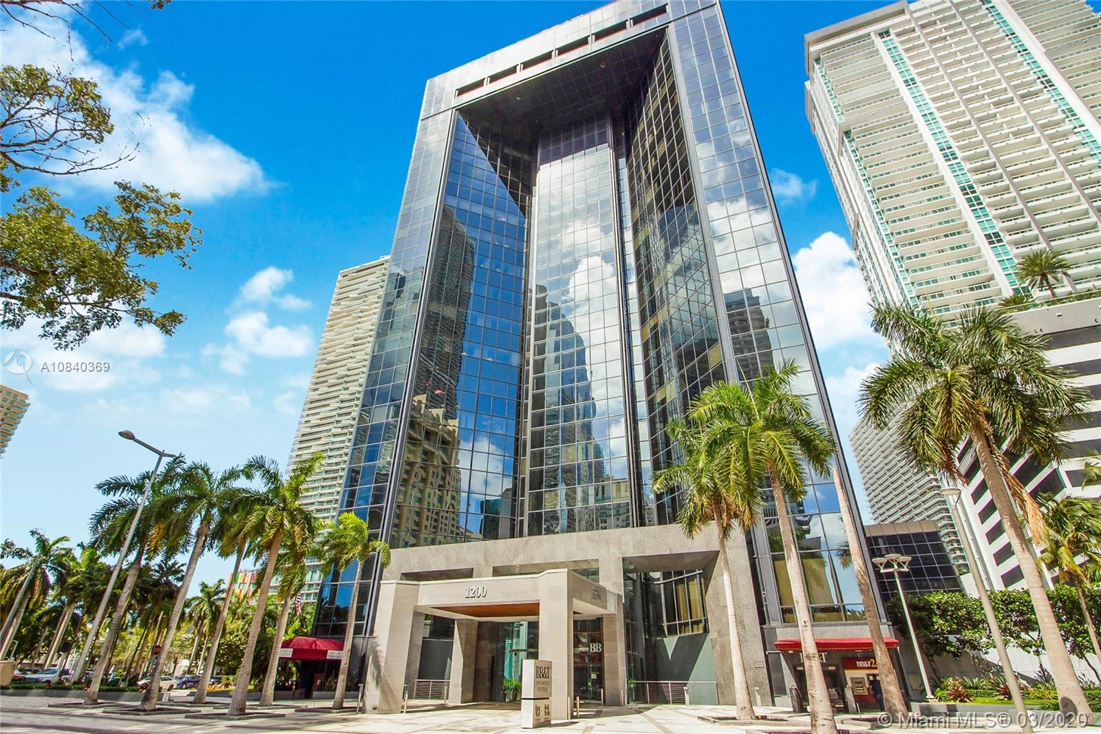 1200 Brickell Ave #640