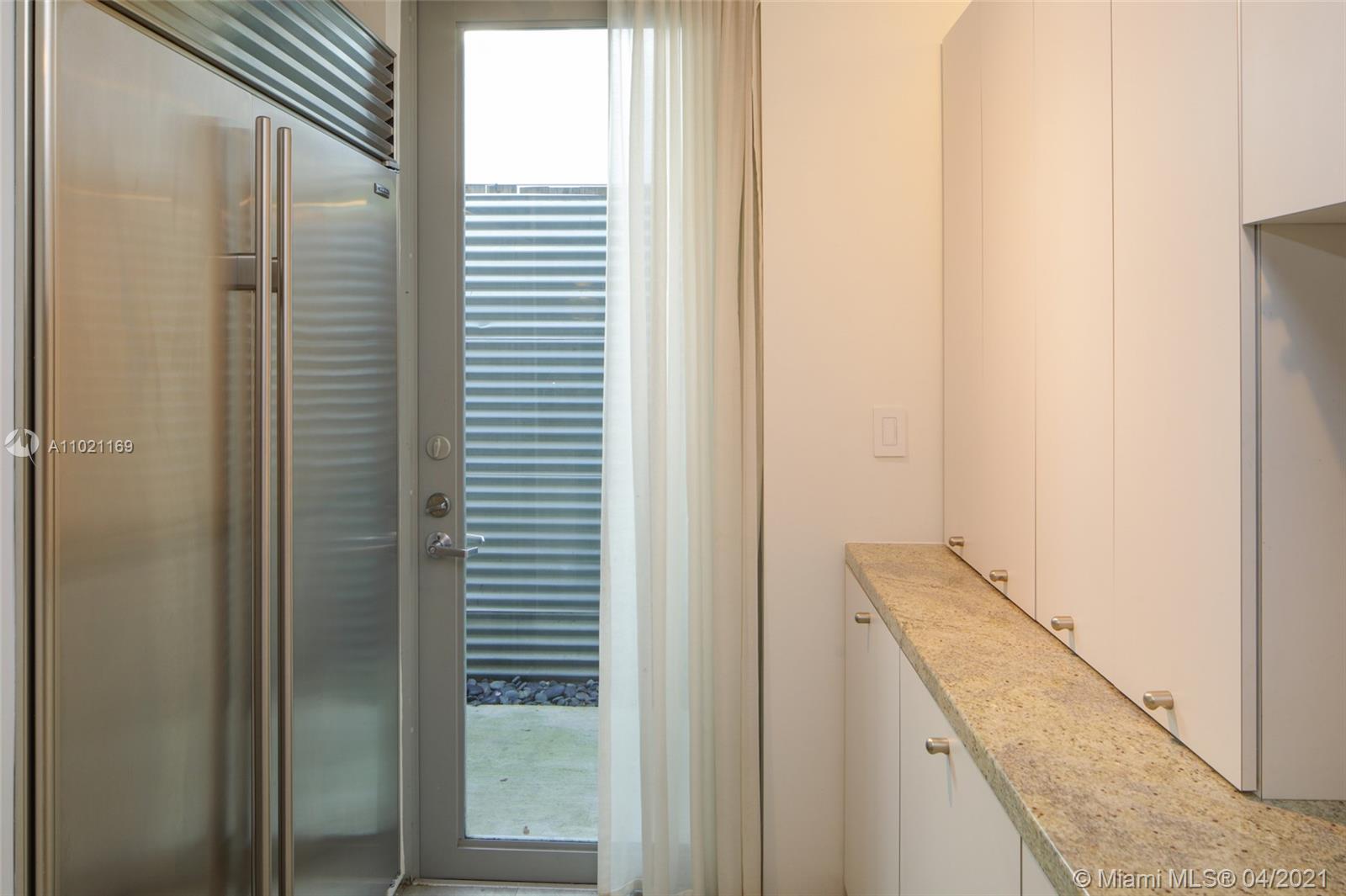 2460 Tigertail Ave Miami, FL 33133