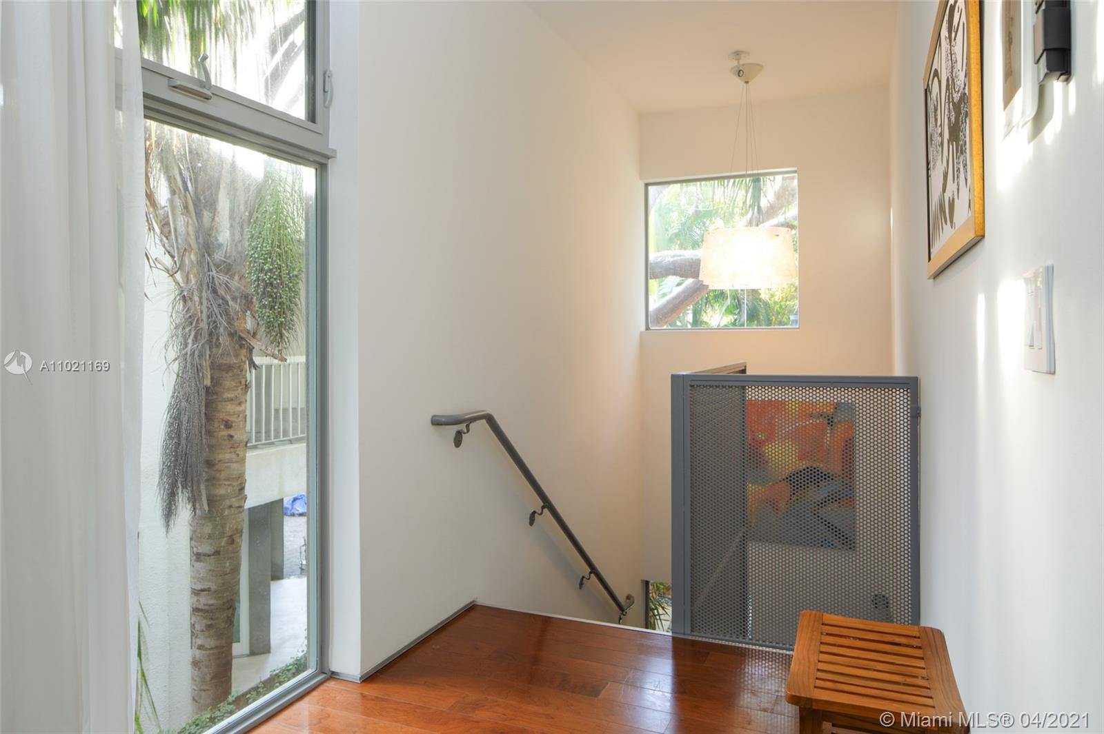 2460 Tigertail Ave Miami, FL 33133