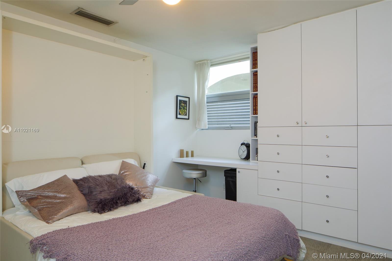 2460 Tigertail Ave Miami, FL 33133