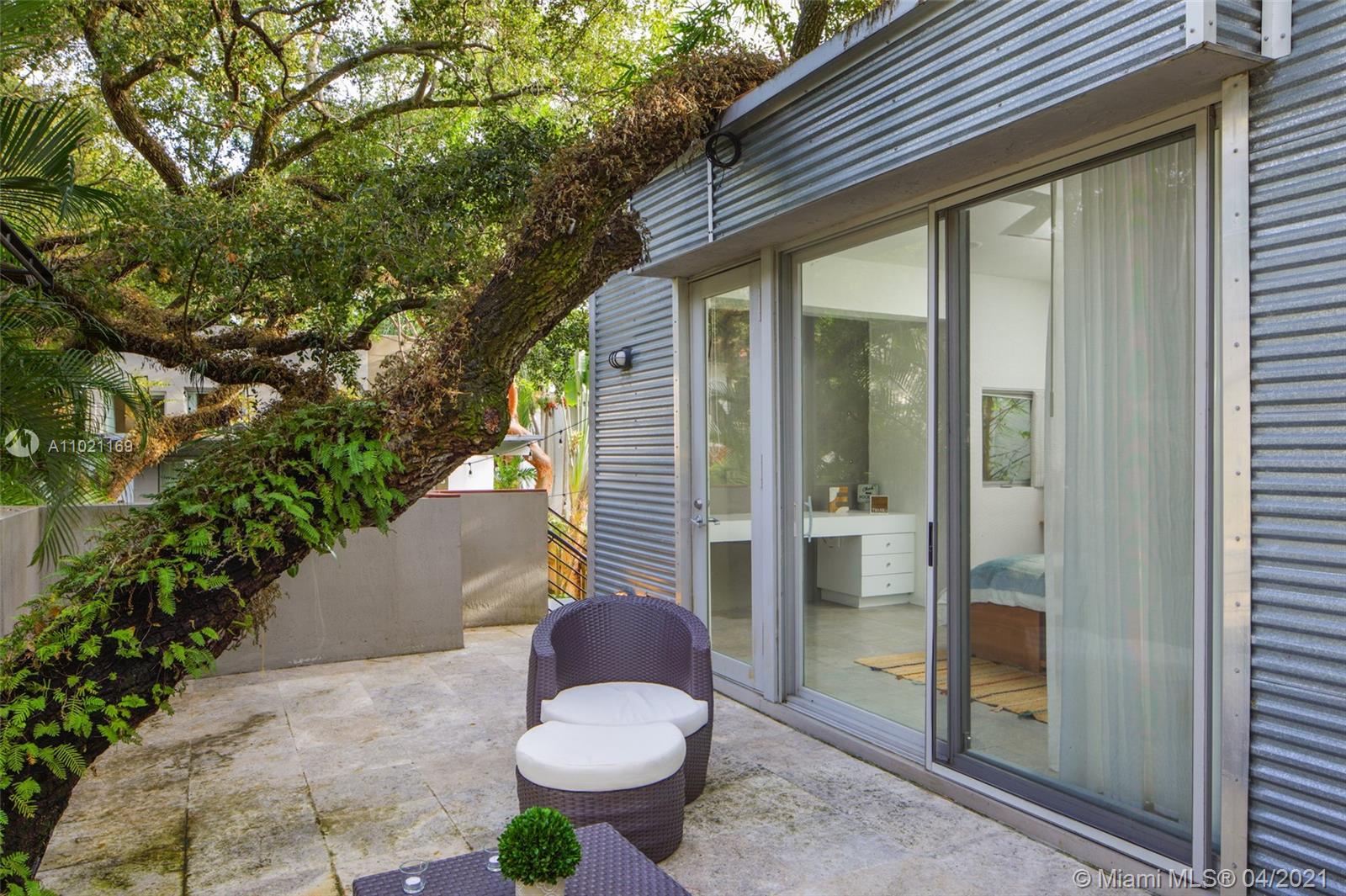 2460 Tigertail Ave Miami, FL 33133