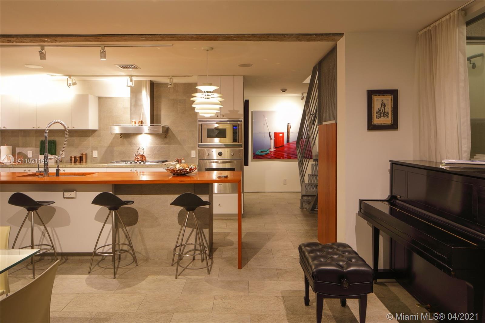 2460 Tigertail Ave Miami, FL 33133