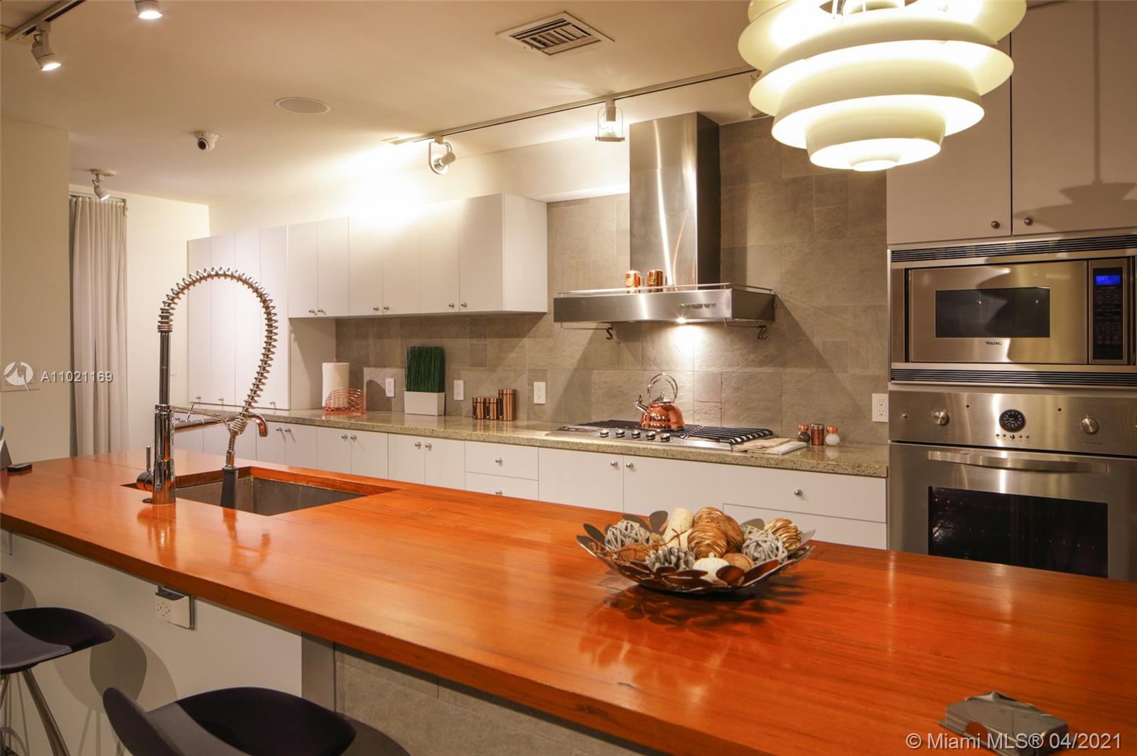 2460 Tigertail Ave Miami, FL 33133