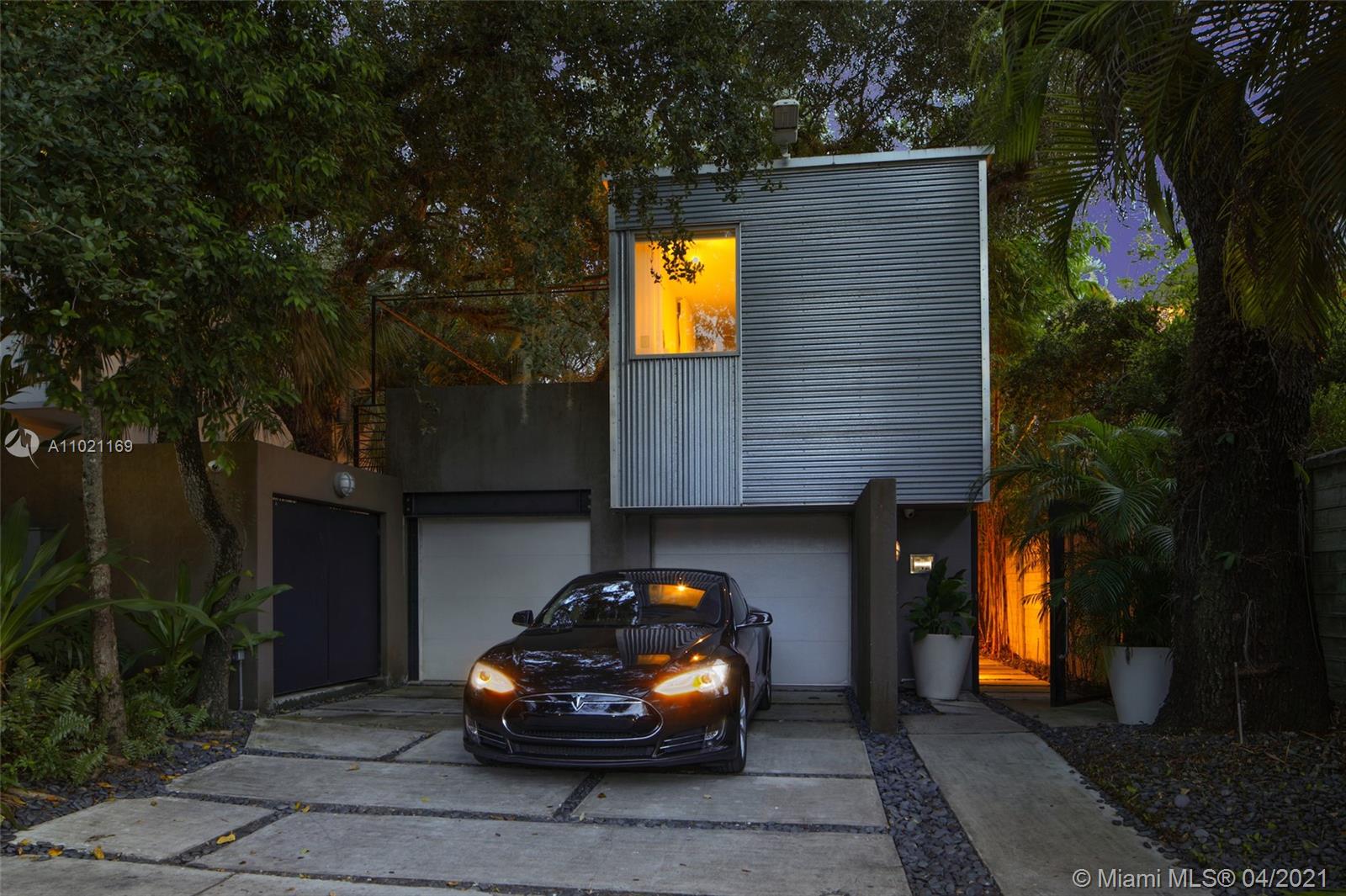 2460 Tigertail Ave Miami, FL 33133