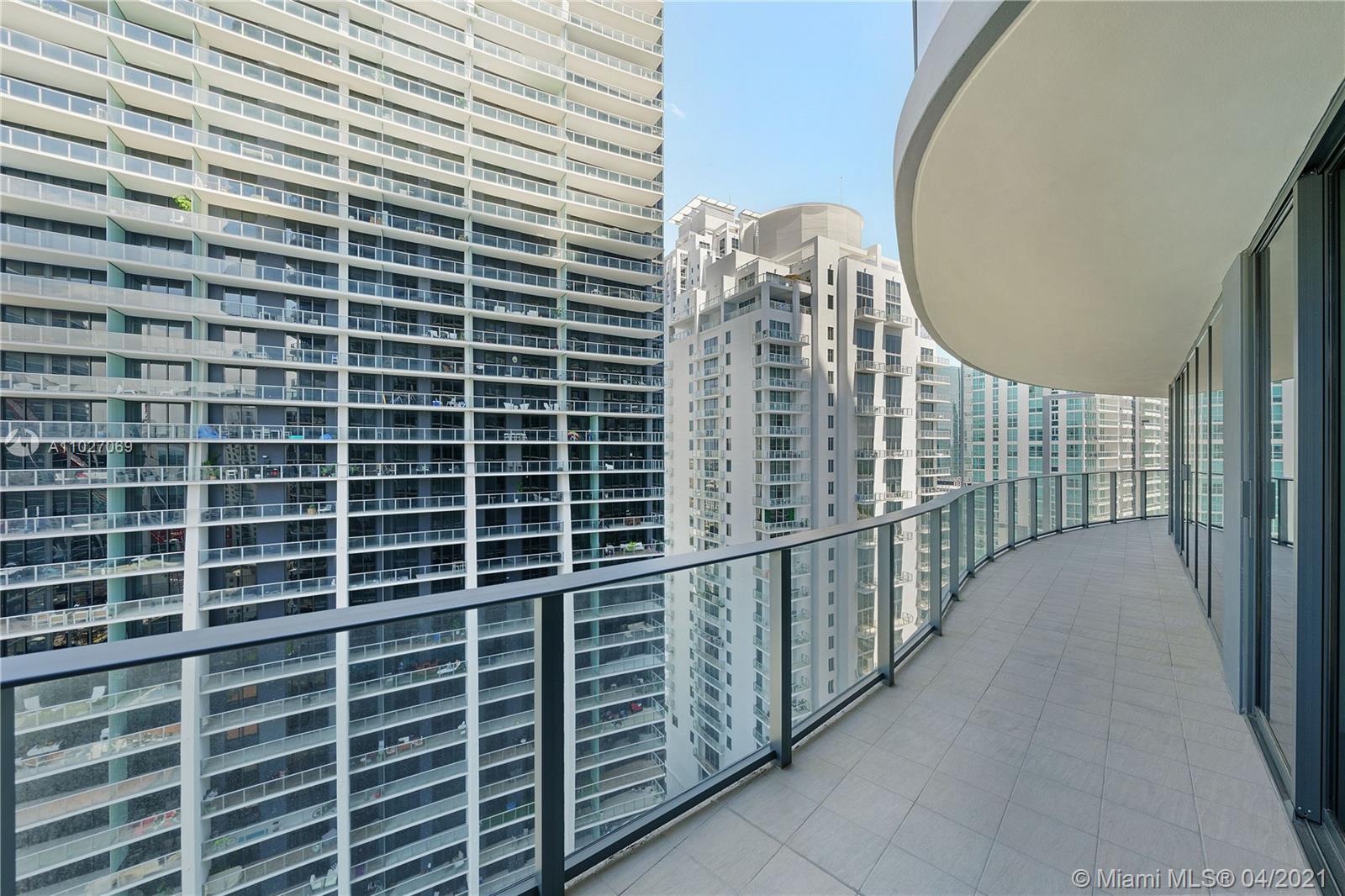 1000 Brickell Plaza #2909 Miami, FL 33131
