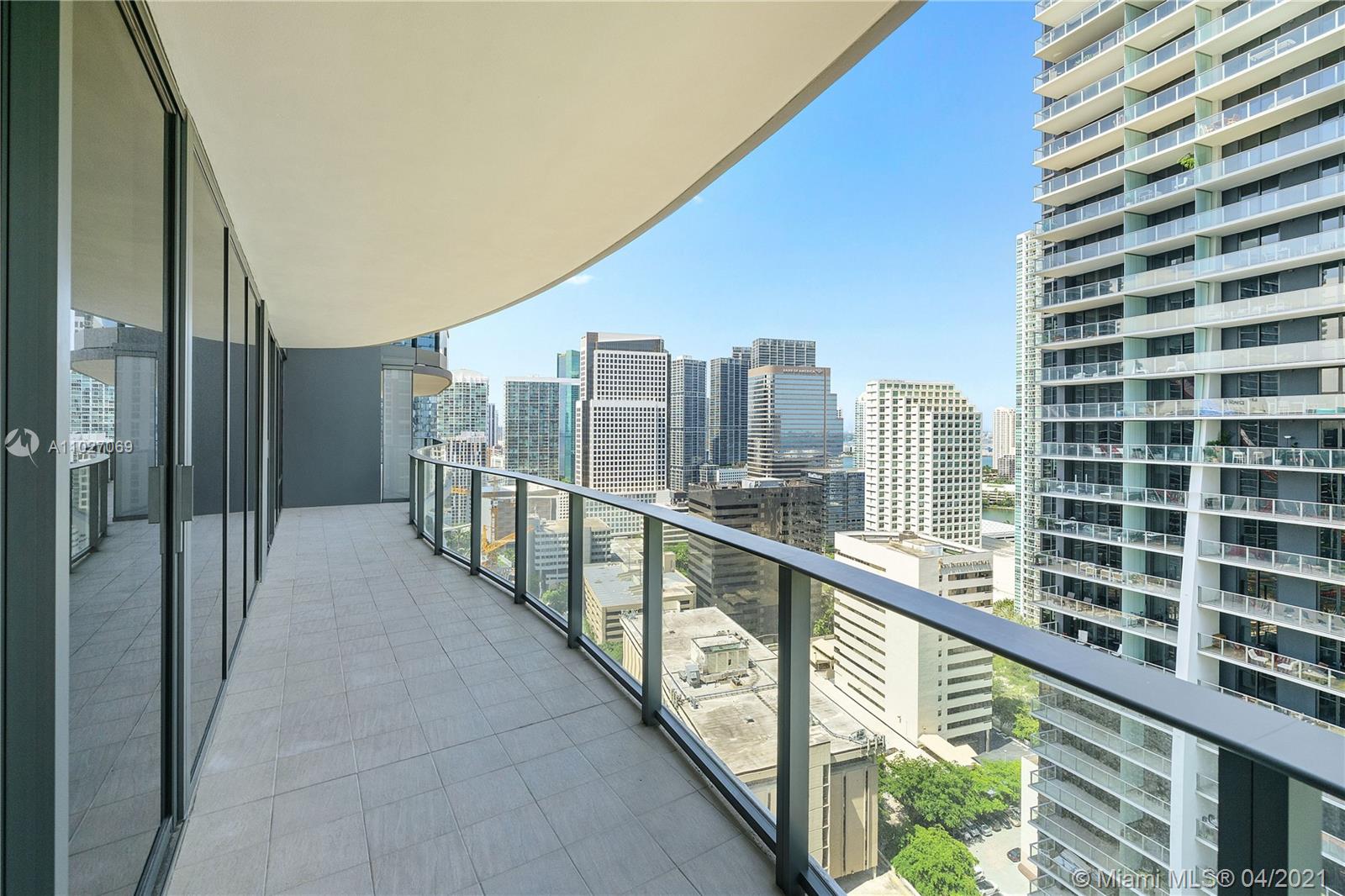 1000 Brickell Plaza #2909 Miami, FL 33131