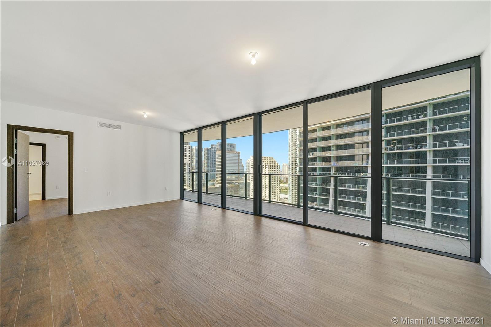 1000 Brickell Plaza #2909 Miami, FL 33131