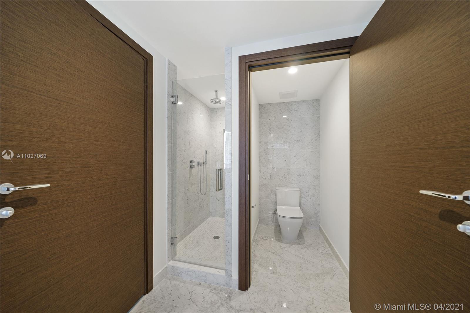 1000 Brickell Plaza #2909 Miami, FL 33131