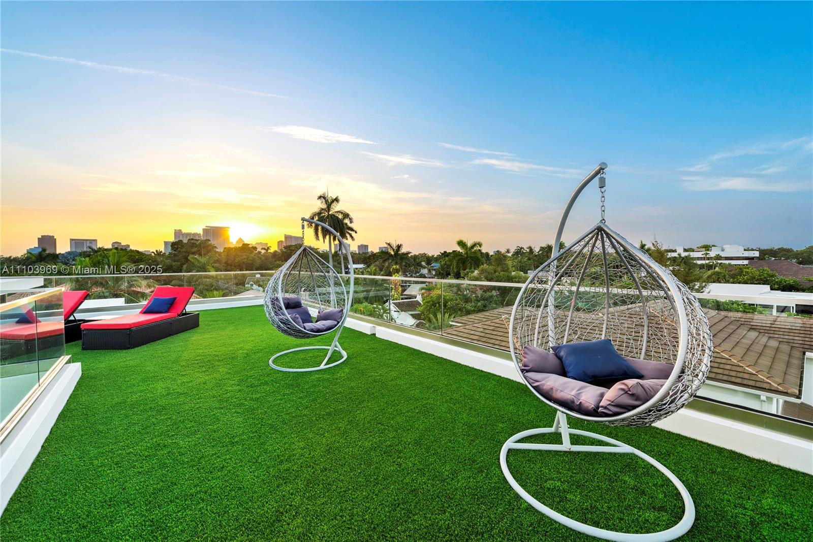 440 Mola Ave Fort Lauderdale, FL 33301