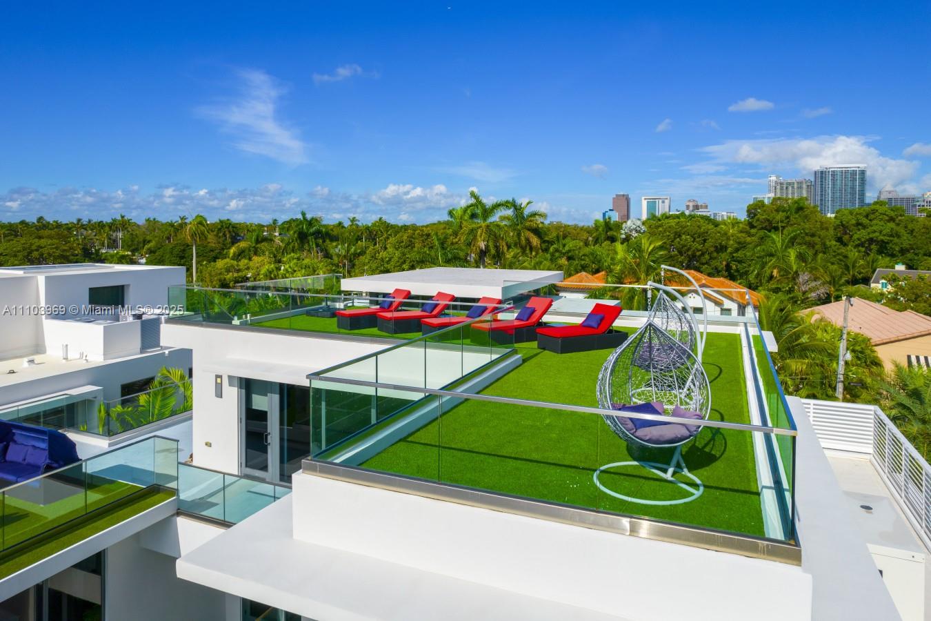 440 Mola Ave Fort Lauderdale, FL 33301