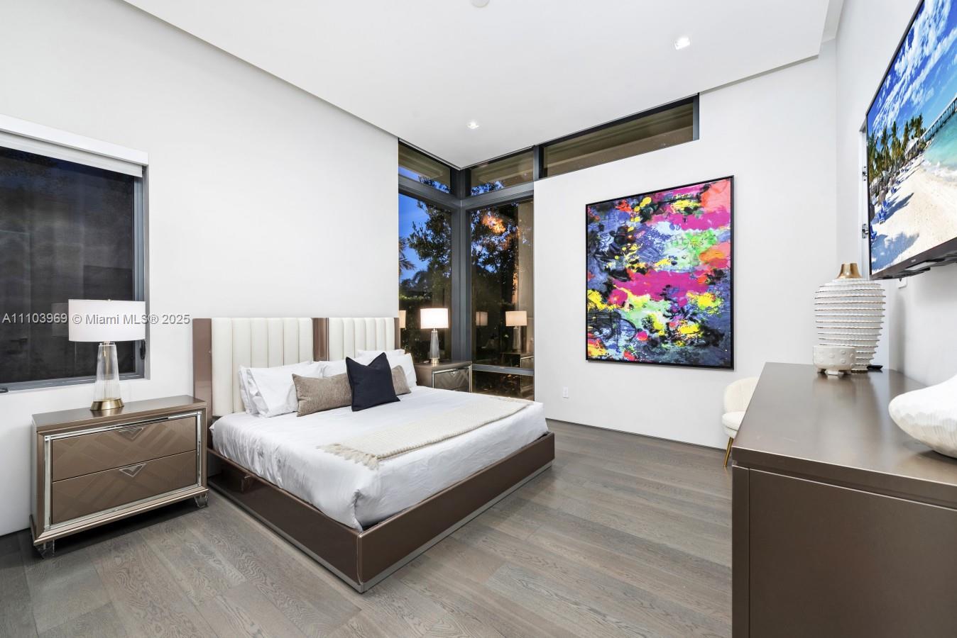 440 Mola Ave Fort Lauderdale, FL 33301