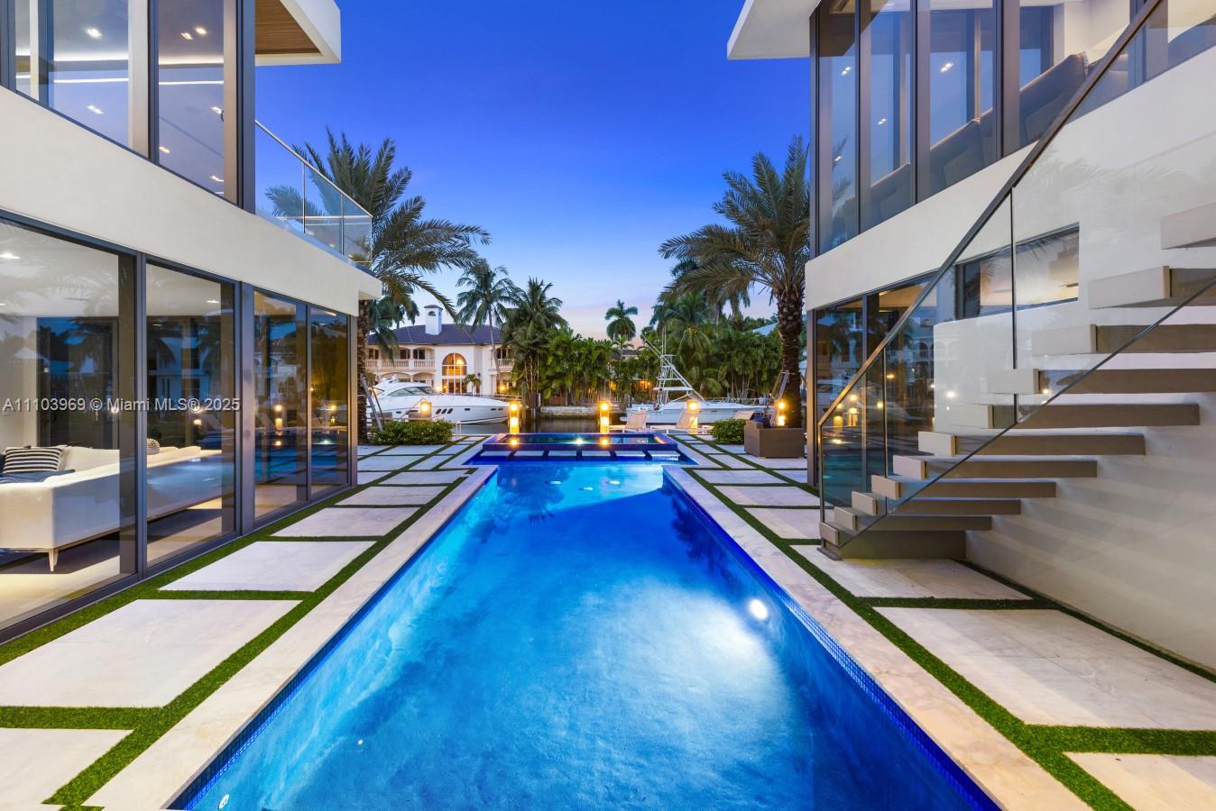 440 Mola Ave Fort Lauderdale, FL 33301