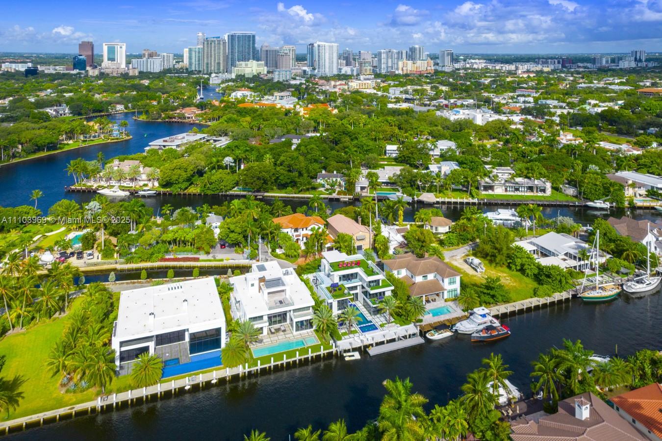 440 Mola Ave Fort Lauderdale, FL 33301