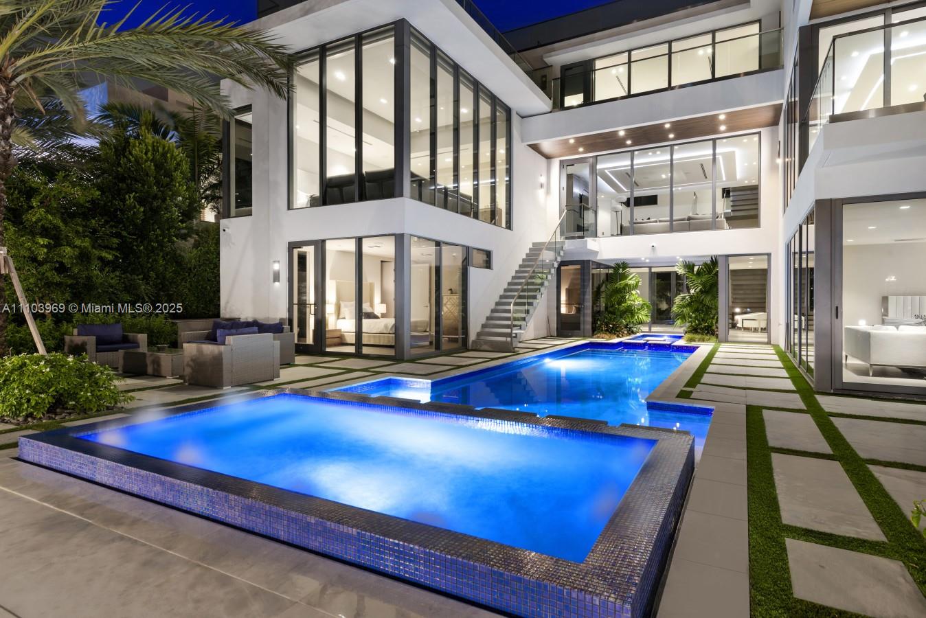 440 Mola Ave Fort Lauderdale, FL 33301