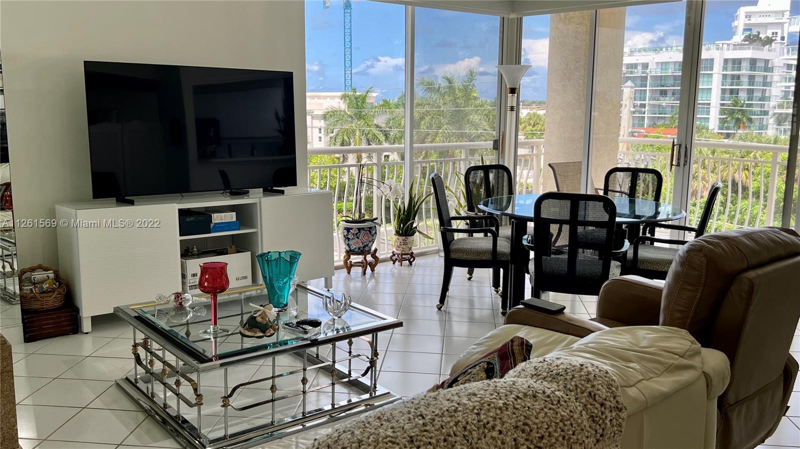 10140 W Bay Harbor Dr #401A