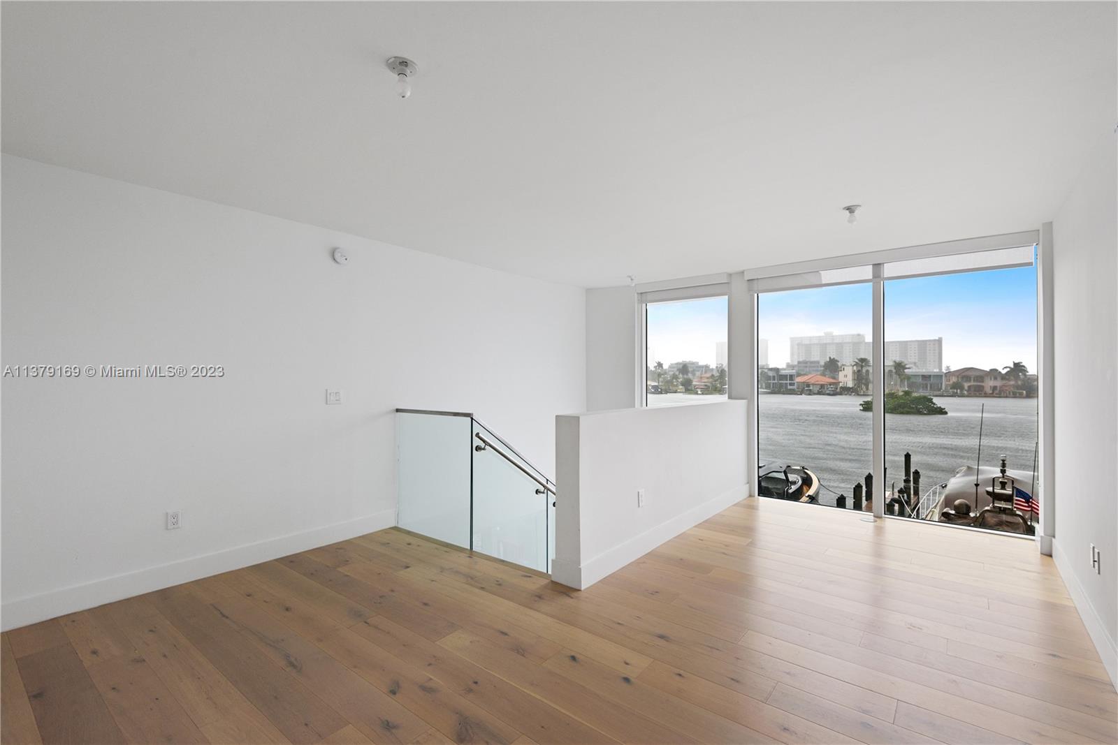 image 400 Sunny Isles9