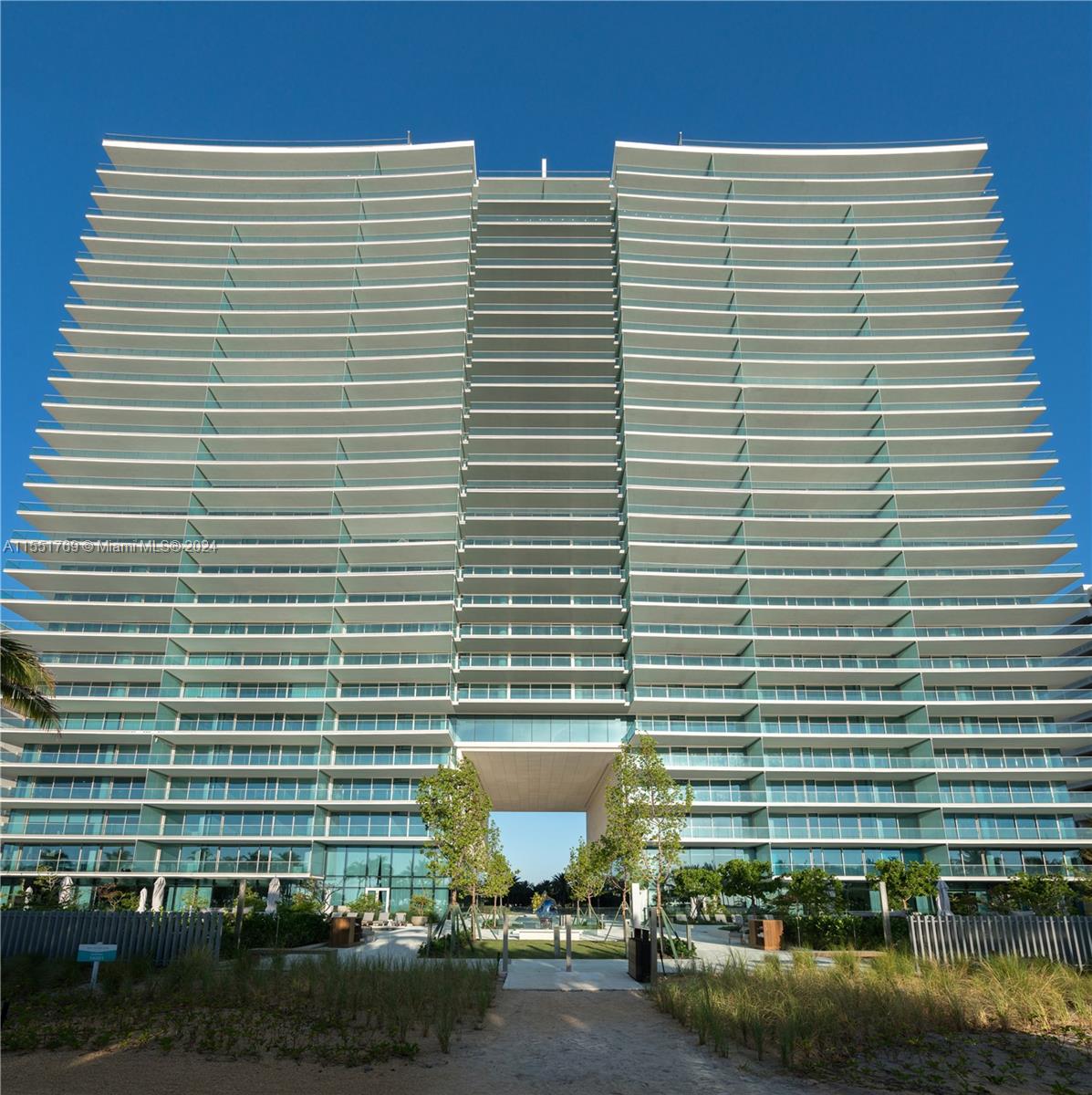 10203 Collins Ave #PH01N - 2701N Bal Harbour, FL 33154