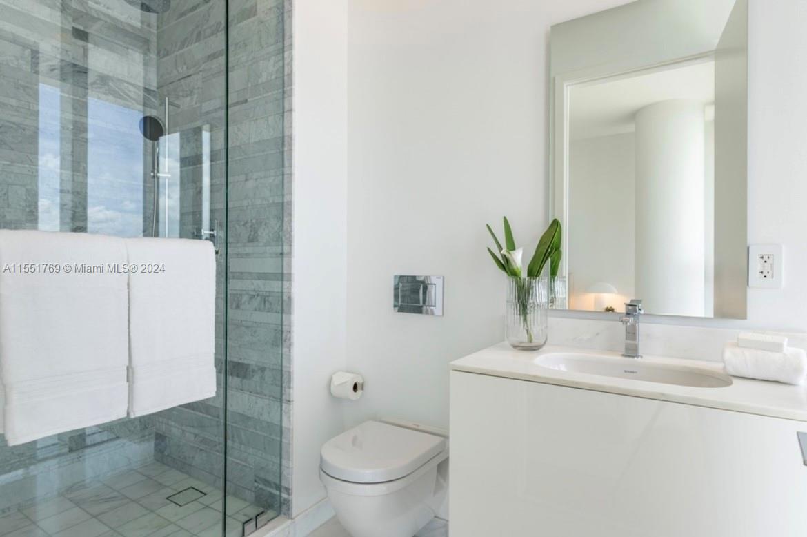 10203 Collins Ave #PH01N - 2701N Bal Harbour, FL 33154