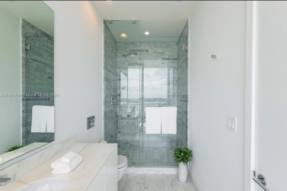 10203 Collins Ave #PH01N - 2701N Bal Harbour, FL 33154