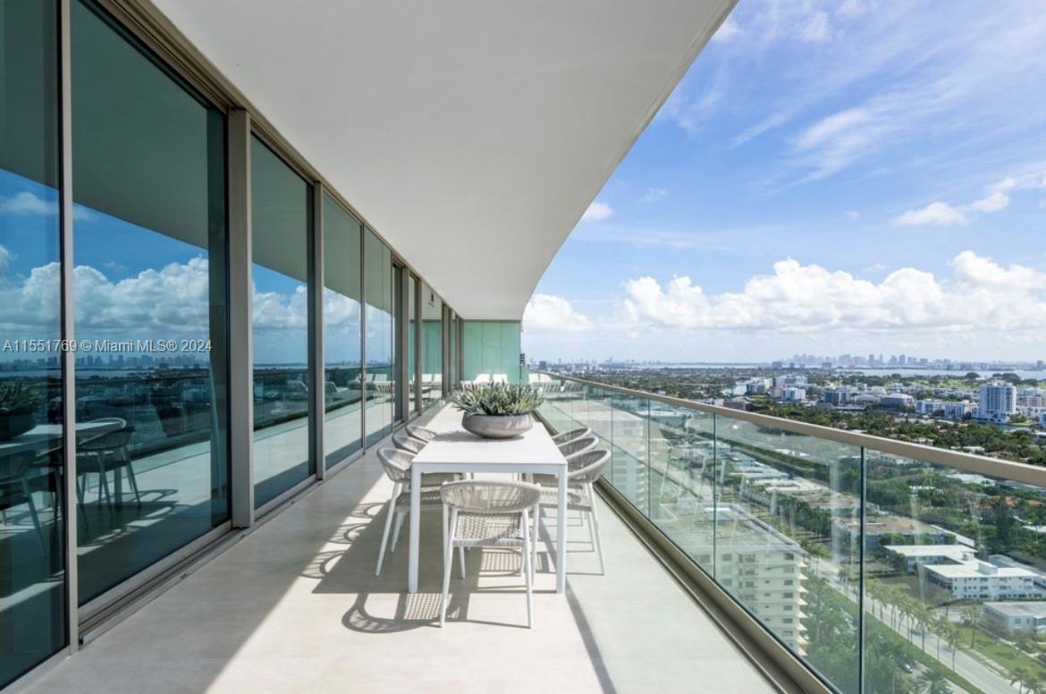 10203 Collins Ave #PH01N - 2701N Bal Harbour, FL 33154