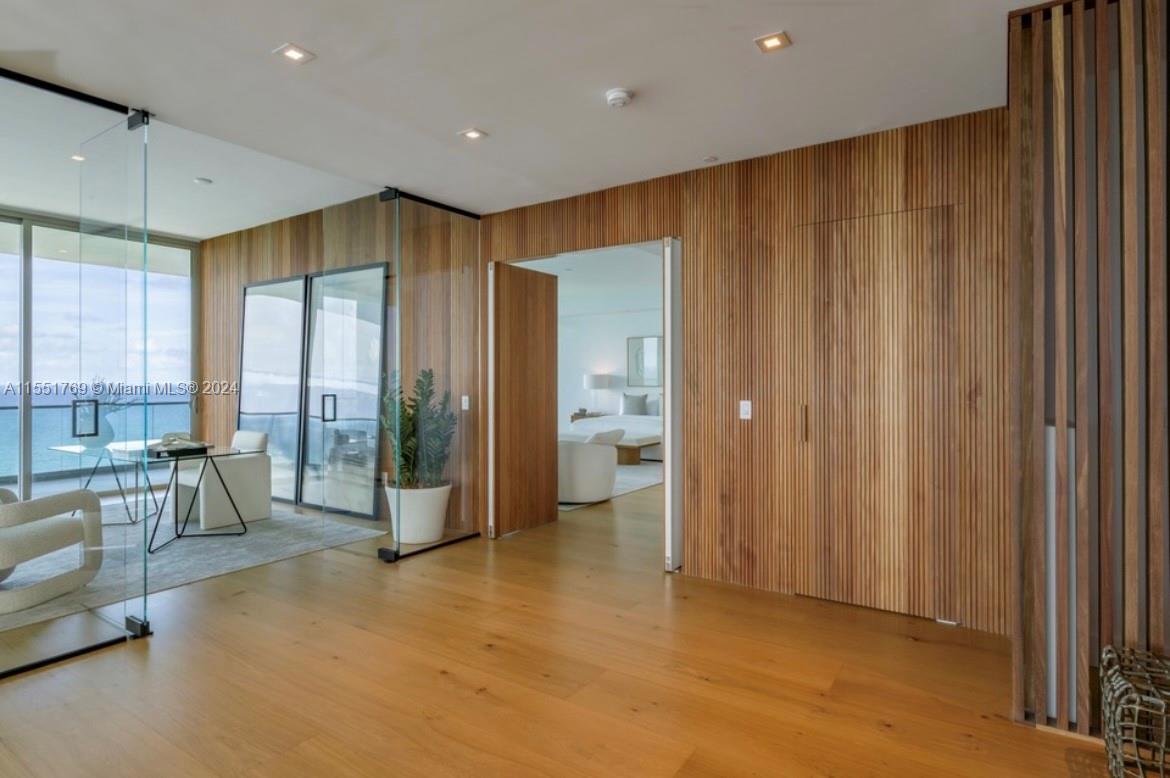 10203 Collins Ave #PH01N - 2701N Bal Harbour, FL 33154