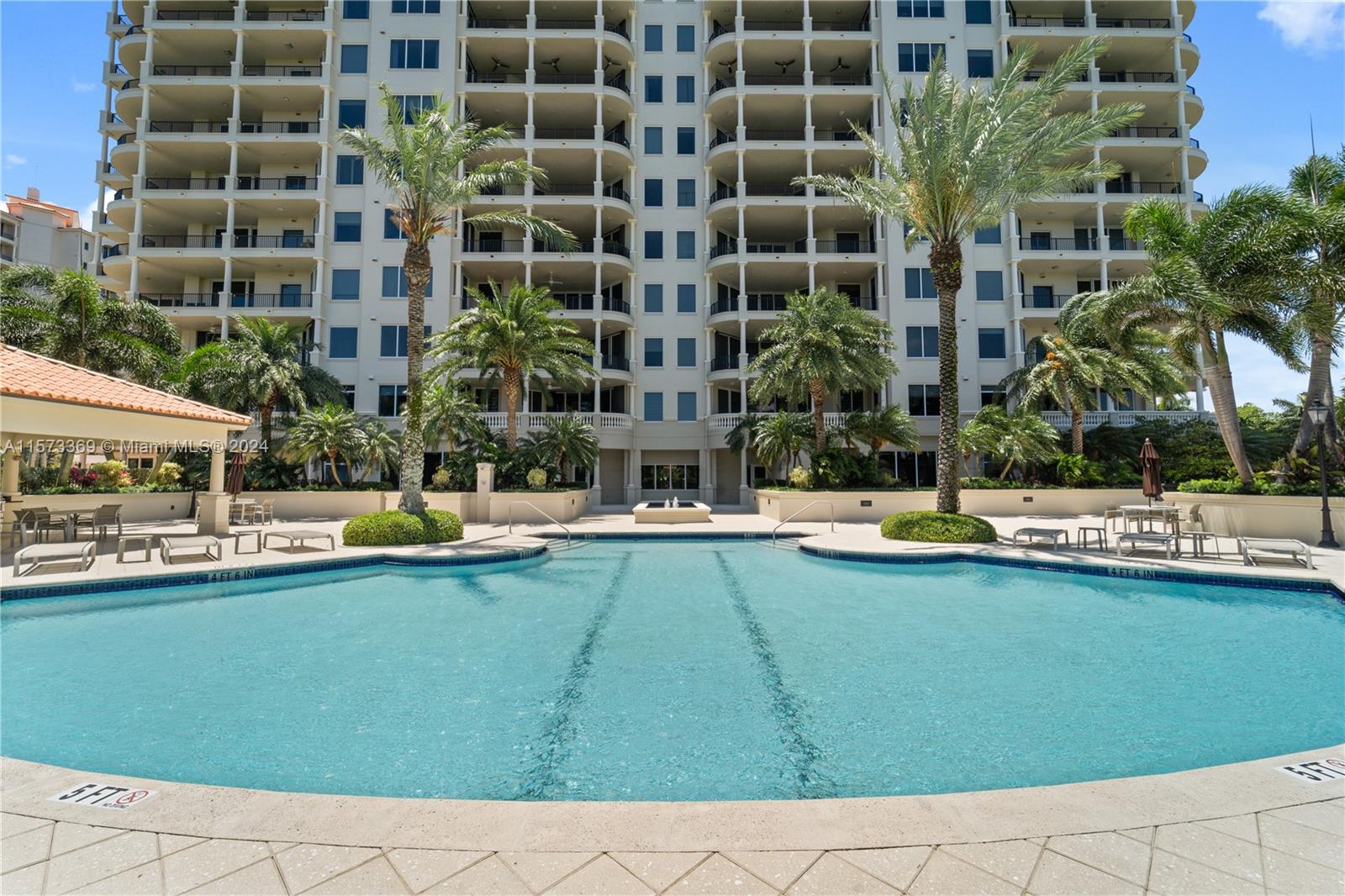 13621 Deering Bay Dr #1104 Coral Gables, FL 33158