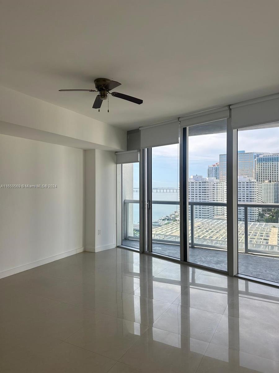image Icon Brickell II10