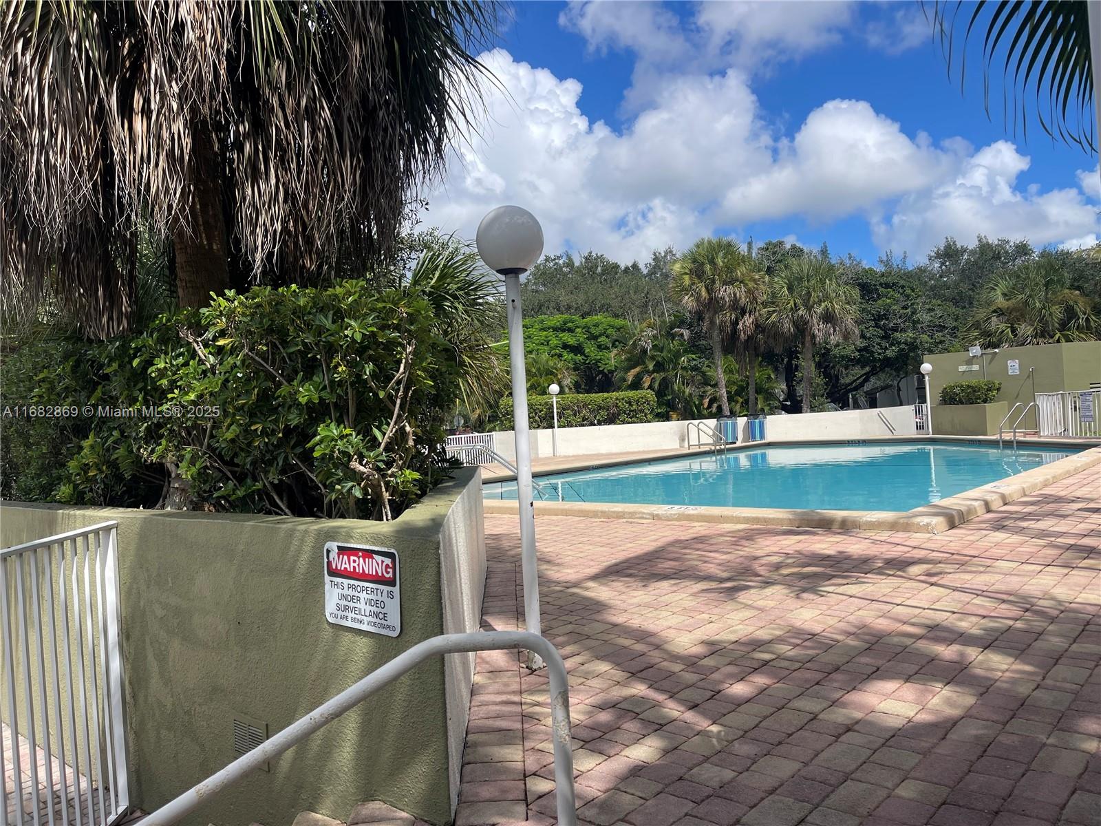 4255 N University Dr #201 Sunrise, FL 33351