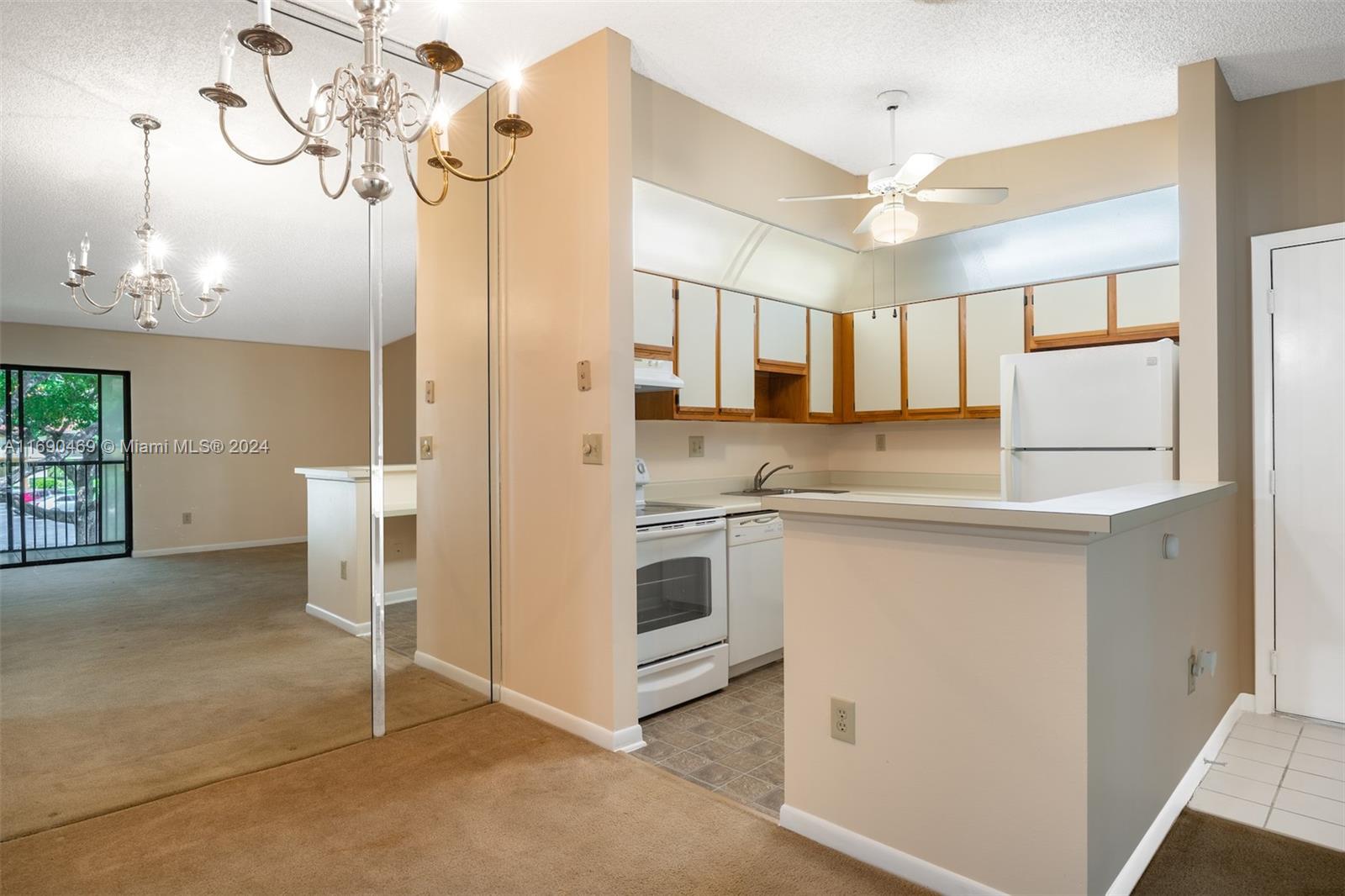 10869 W Clairmont Cir #209