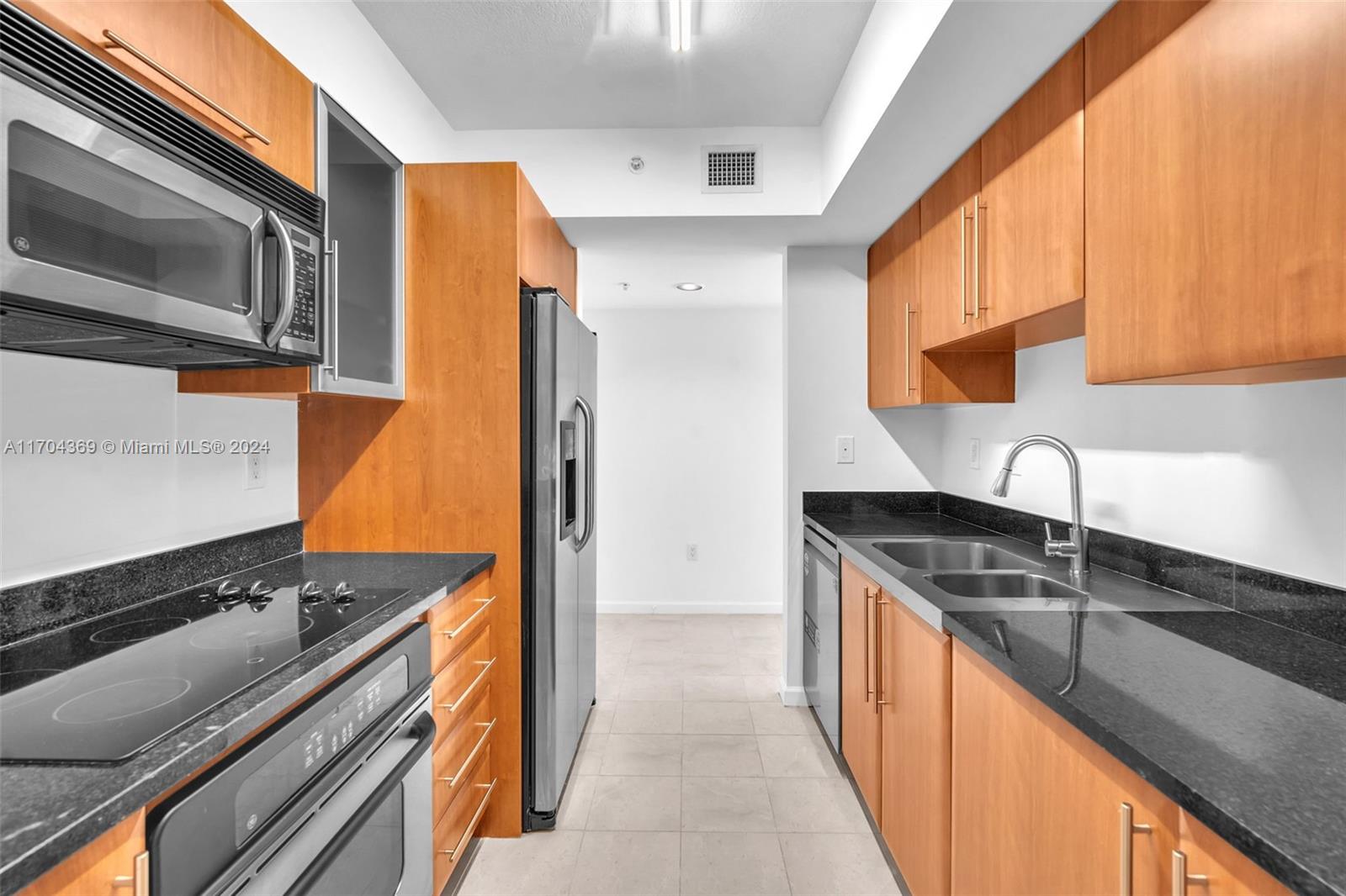 610 W Las Olas Blvd #914N Fort Lauderdale, FL 33312