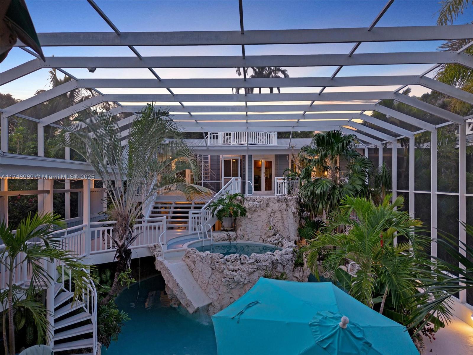 815 E Shore Dr Lower Keys, FL 33042 815 E Shore Dr Lower Keys, FL 33042