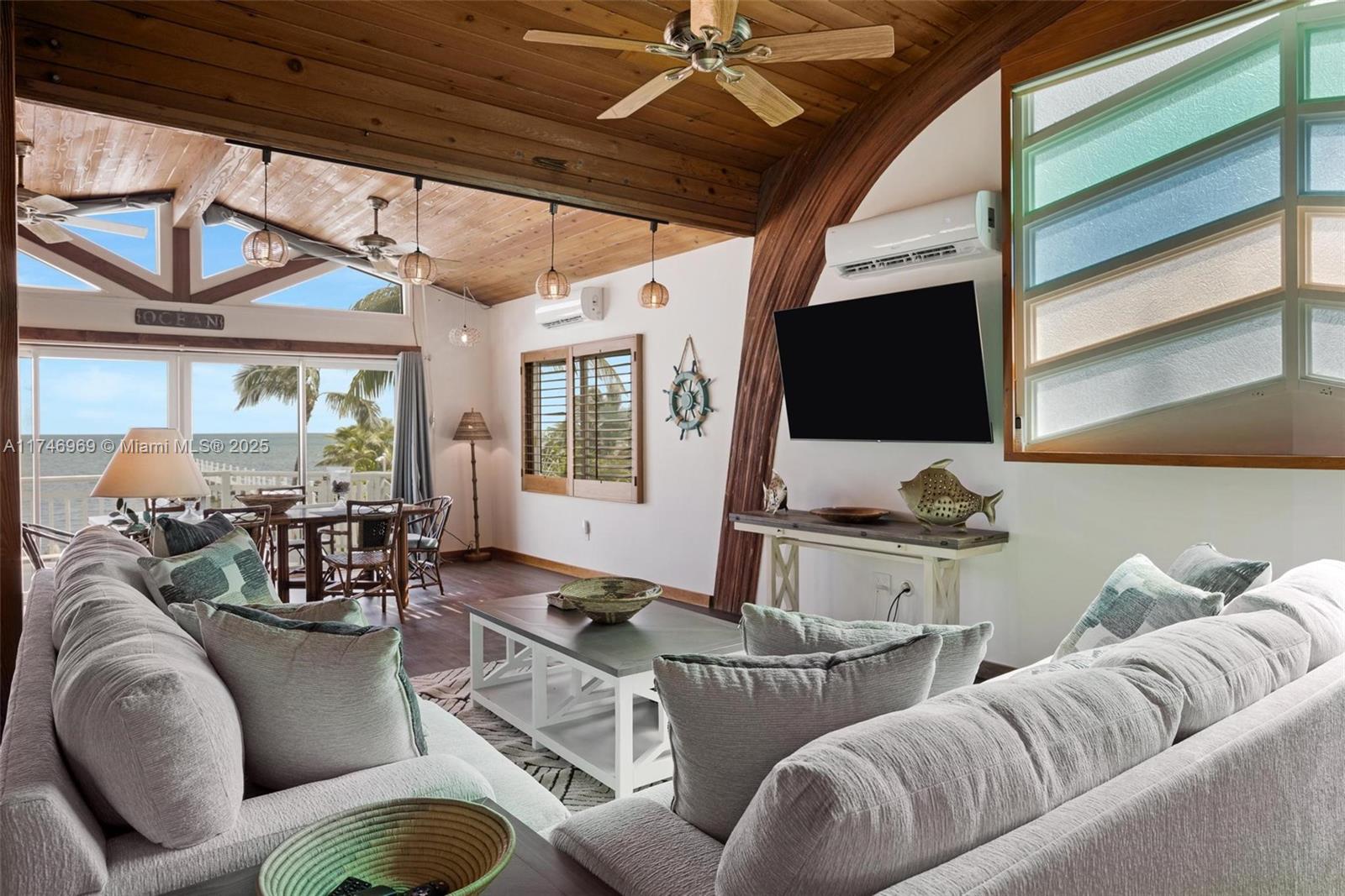 815 E Shore Dr Lower Keys, FL 33042 815 E Shore Dr Lower Keys, FL 33042