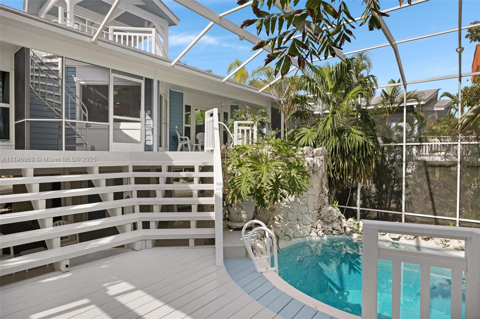 815 E Shore Dr Lower Keys, FL 33042 815 E Shore Dr Lower Keys, FL 33042