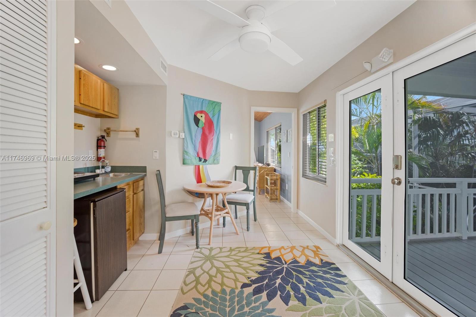 815 E Shore Dr Lower Keys, FL 33042 815 E Shore Dr Lower Keys, FL 33042
