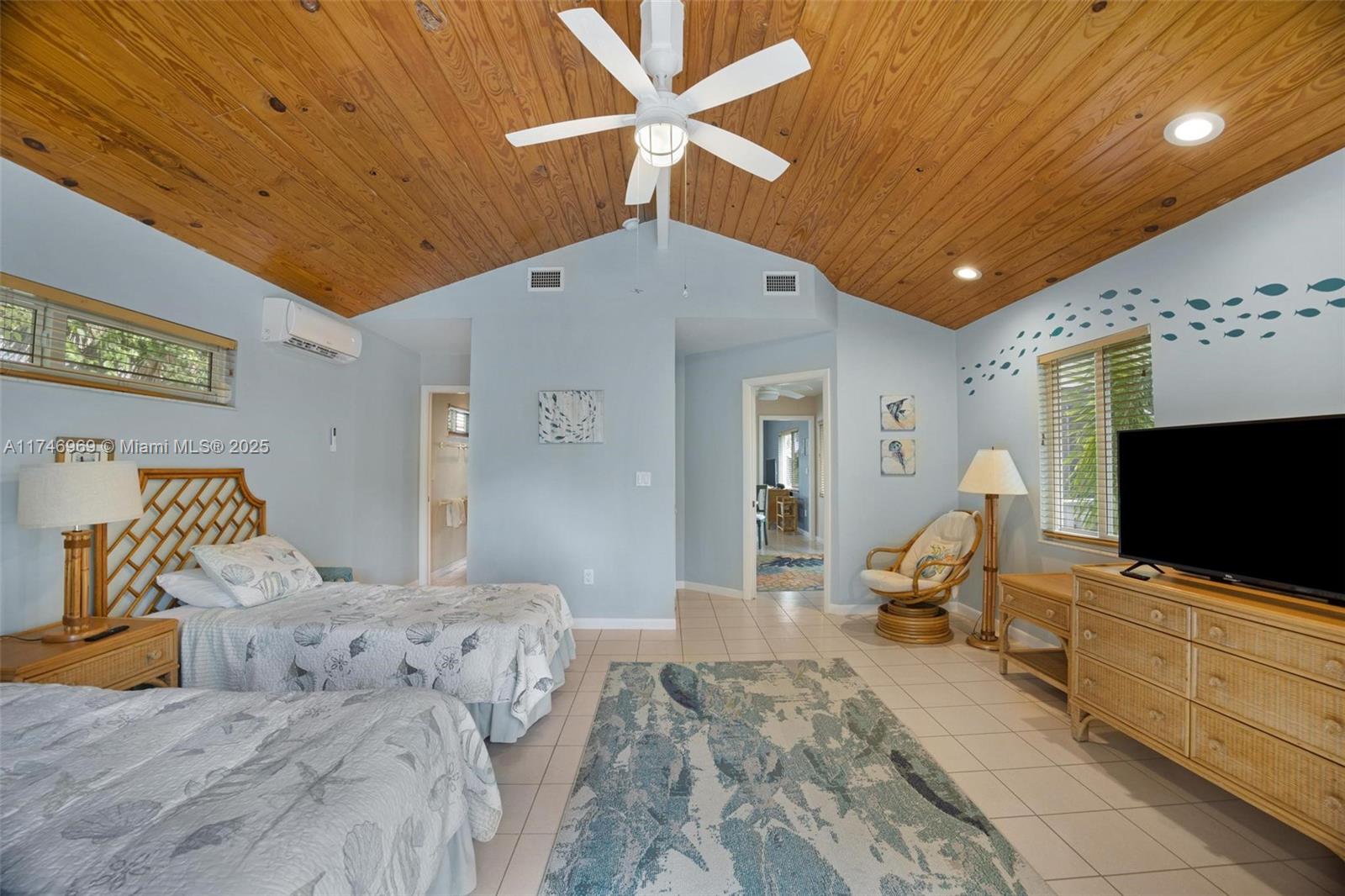 815 E Shore Dr Lower Keys, FL 33042 815 E Shore Dr Lower Keys, FL 33042