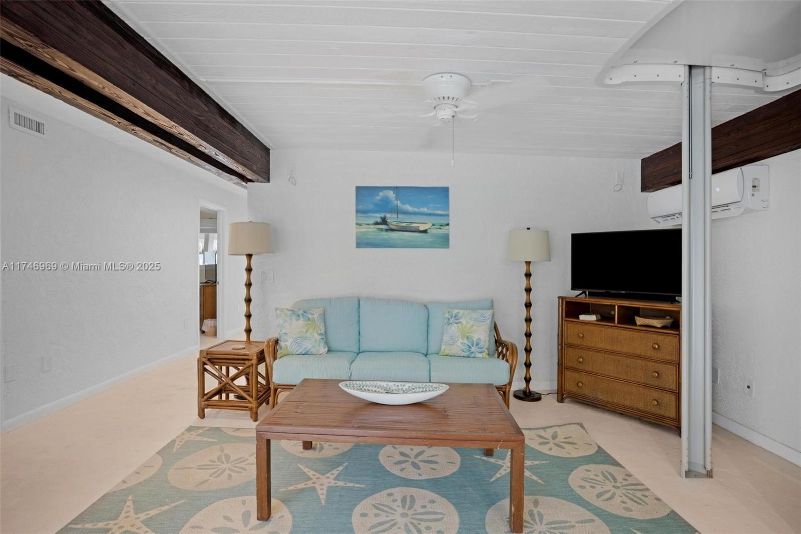 815 E Shore Dr Lower Keys, FL 33042 815 E Shore Dr Lower Keys, FL 33042