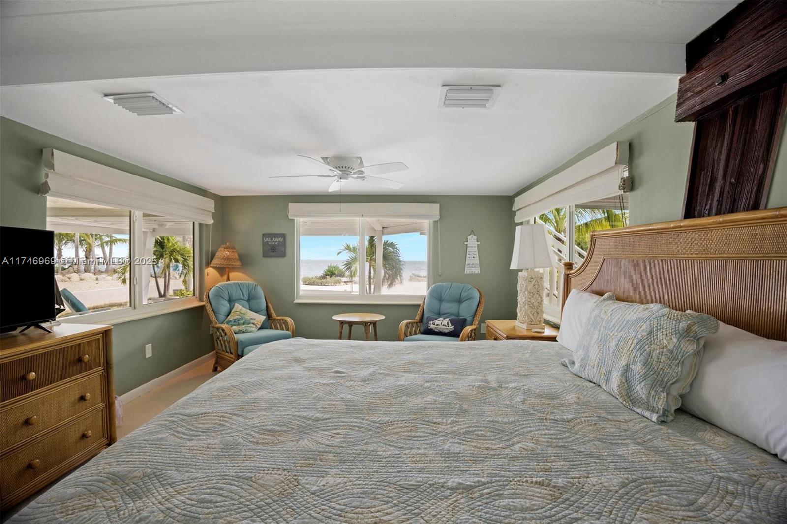 815 E Shore Dr Lower Keys, FL 33042 815 E Shore Dr Lower Keys, FL 33042