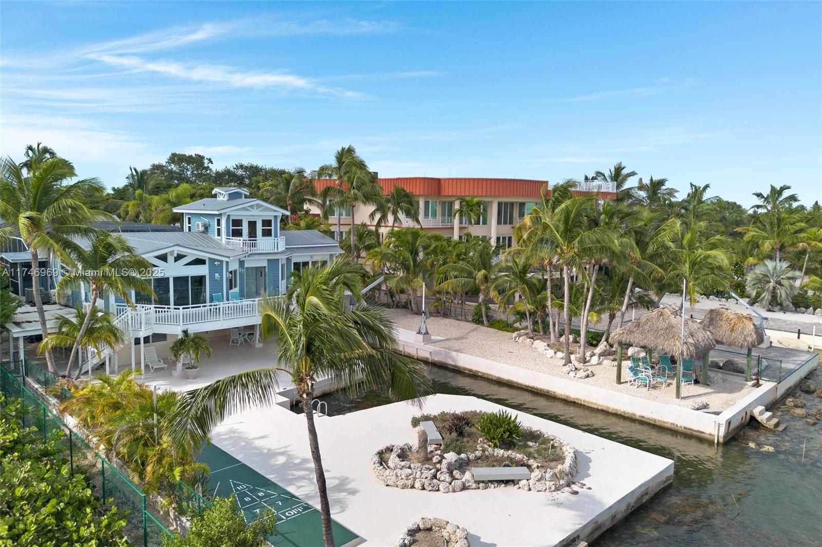 815 E Shore Dr Lower Keys, FL 33042 815 E Shore Dr Lower Keys, FL 33042