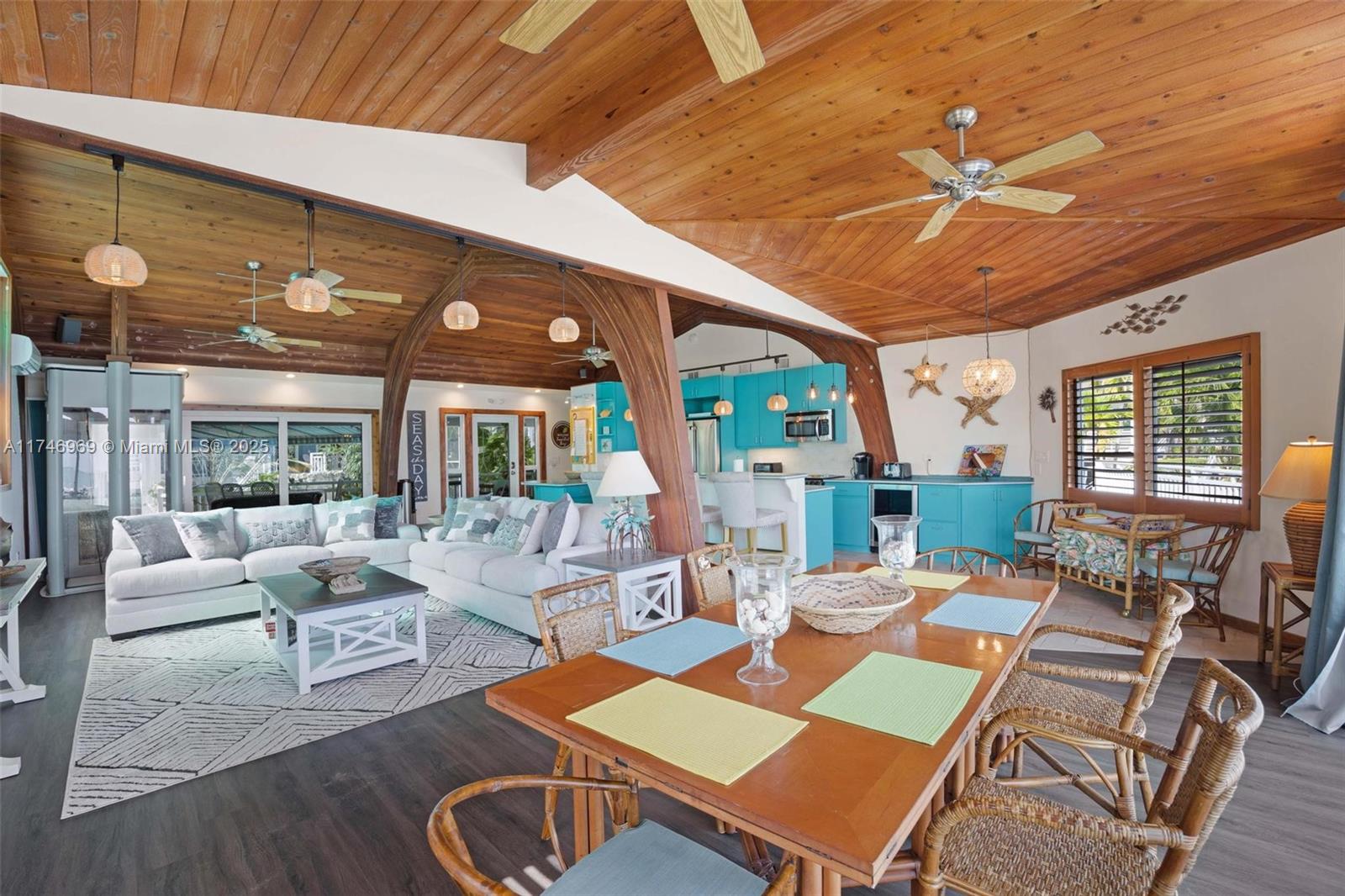 815 E Shore Dr Lower Keys, FL 33042 815 E Shore Dr Lower Keys, FL 33042