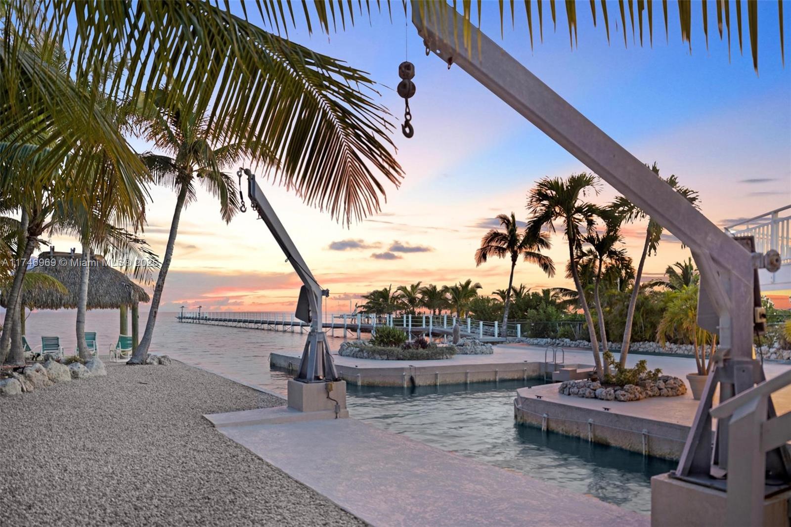 815 E Shore Dr Lower Keys, FL 33042 815 E Shore Dr Lower Keys, FL 33042