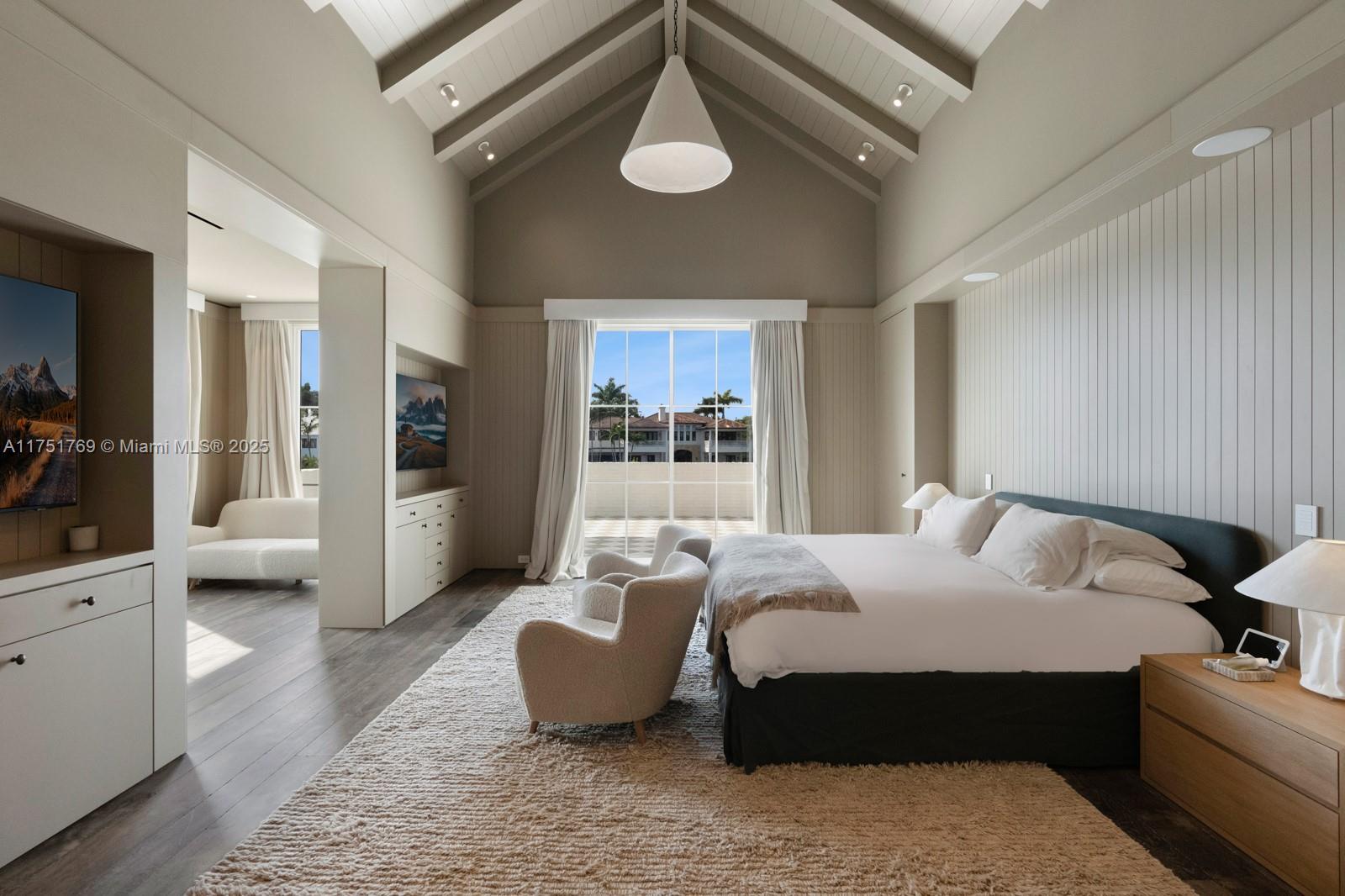 9330 Gallardo St Coral Gables, FL 33156